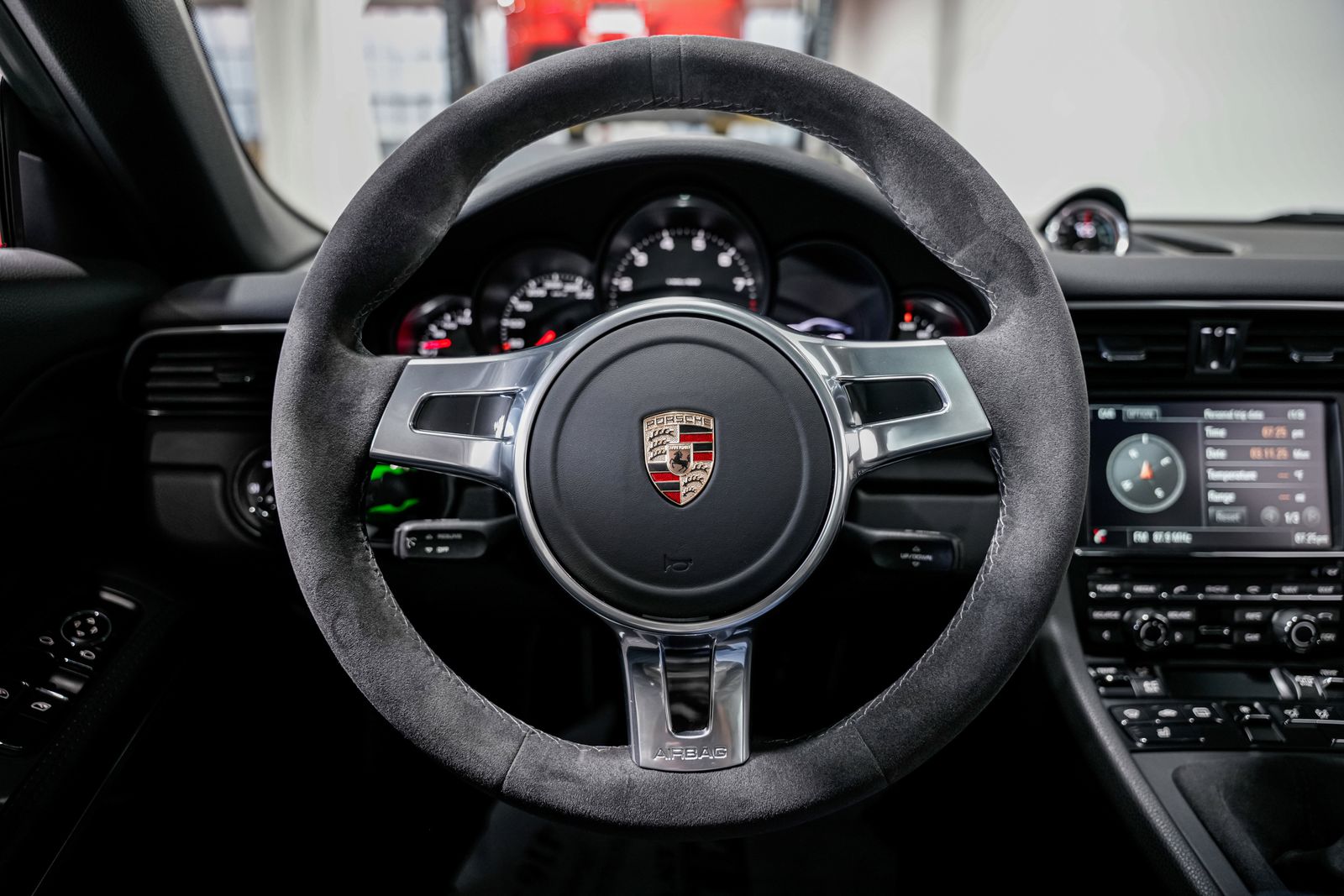 2014 Porsche 911 Carrera 4S — photo 9