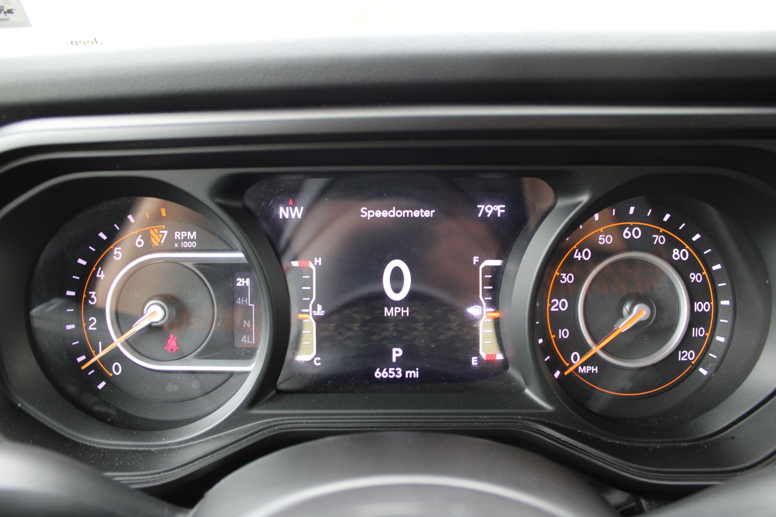 Used 2024 White Jeep Mojave image 6