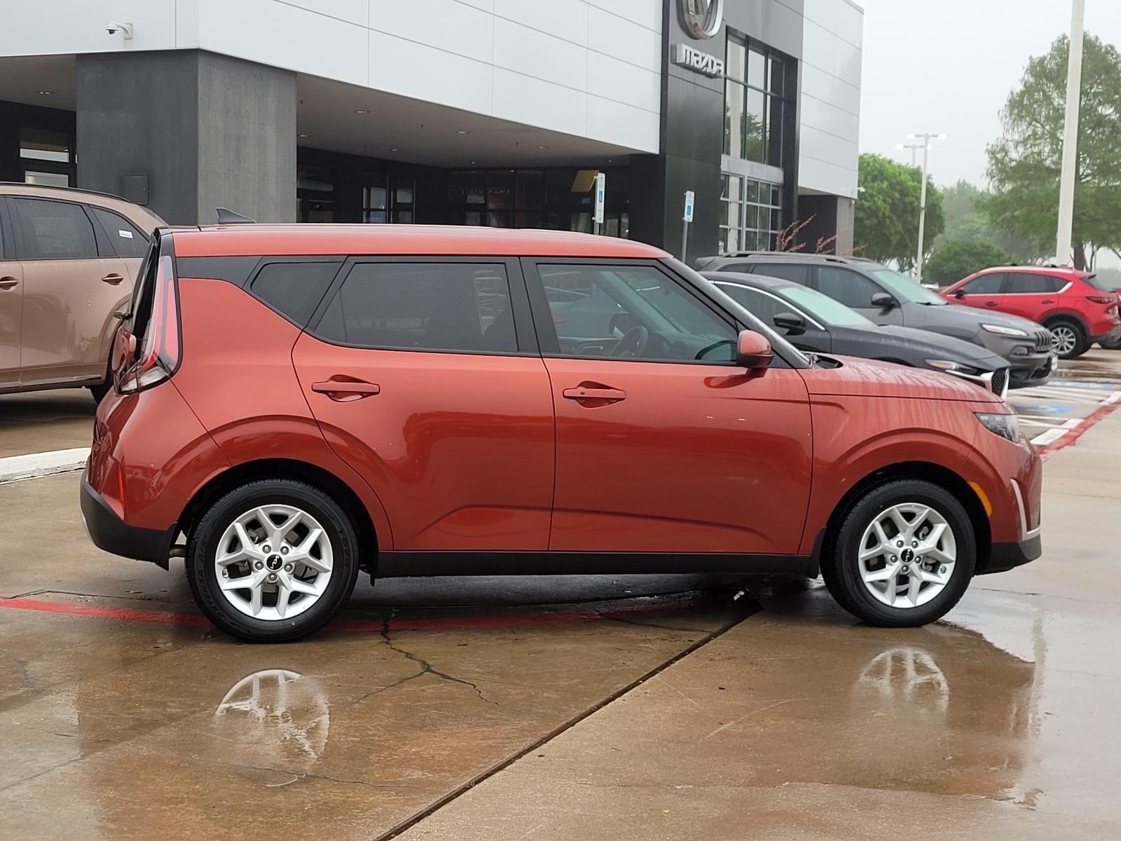 used 2025 Kia Soul car, priced at $21,300