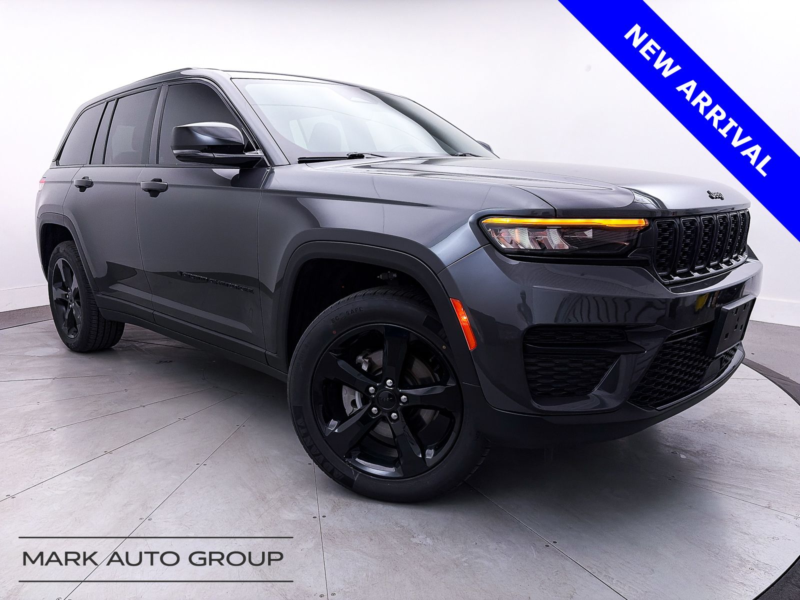 2022 Jeep Grand Cherokee Altitude