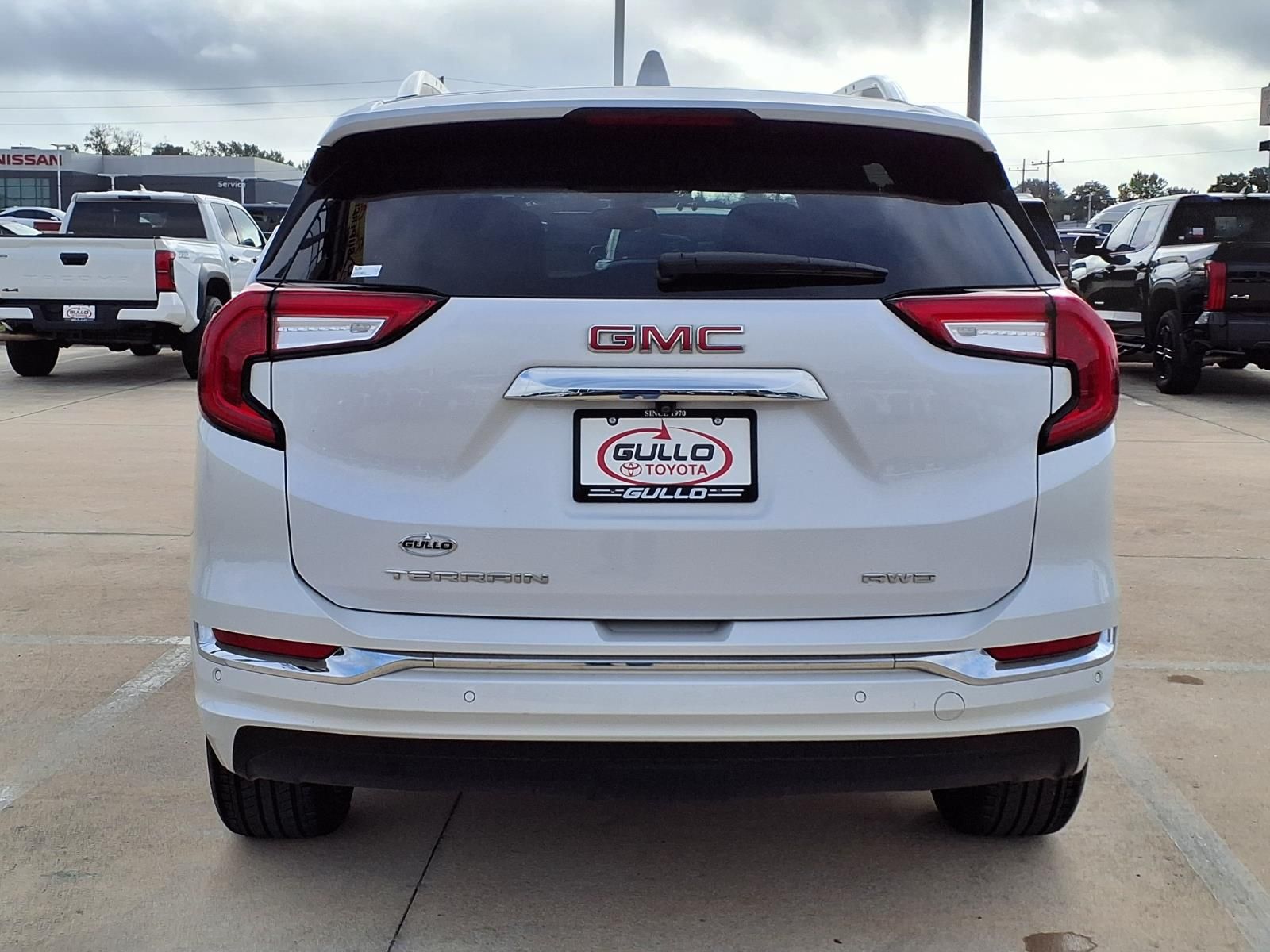 2024 GMC Terrain Denali - 6