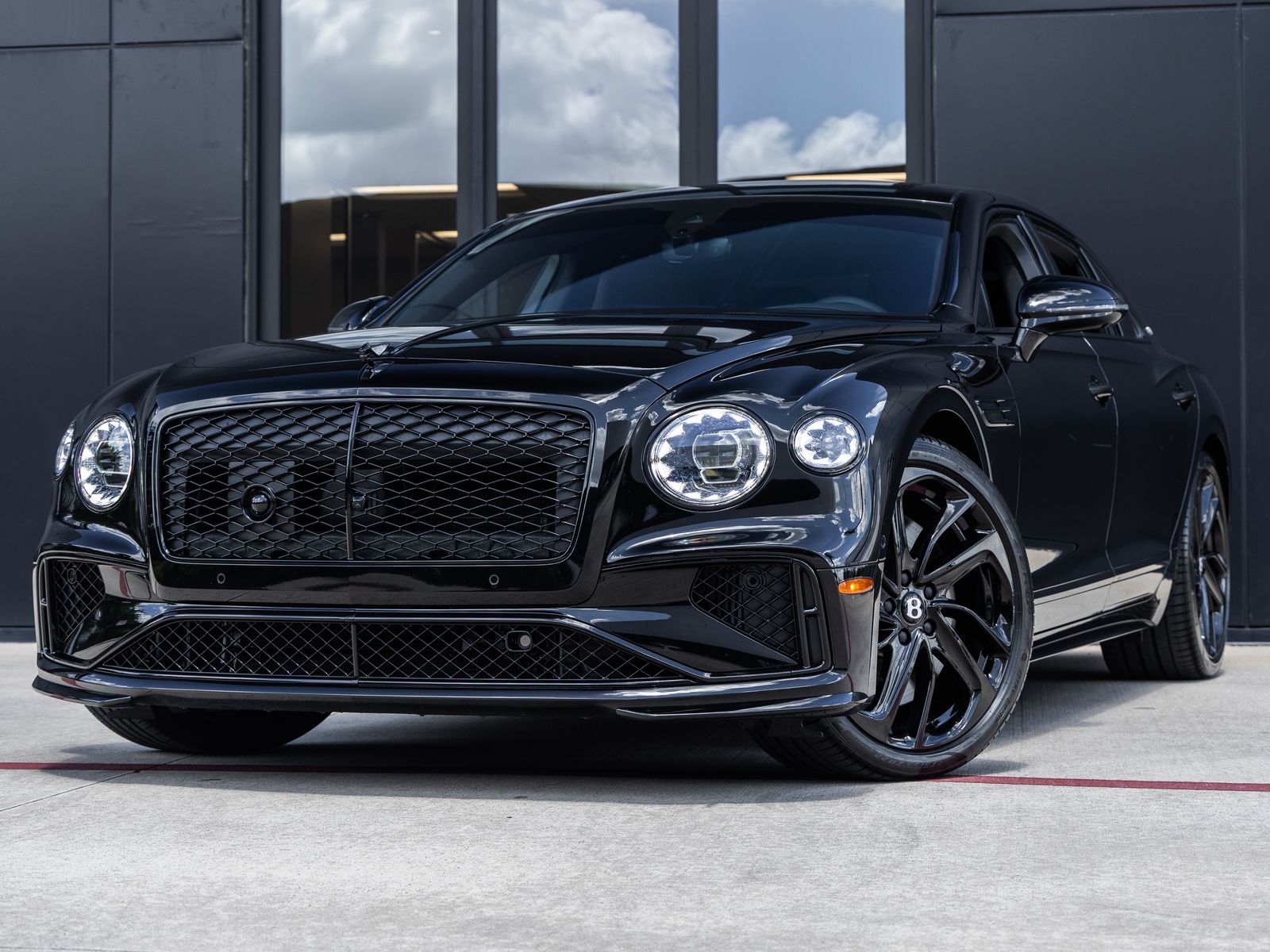 Beluga 2025 Bentley Flying Spur Speed AWD Sedan All-Wheel Drive 8-Speed Dual Clutch