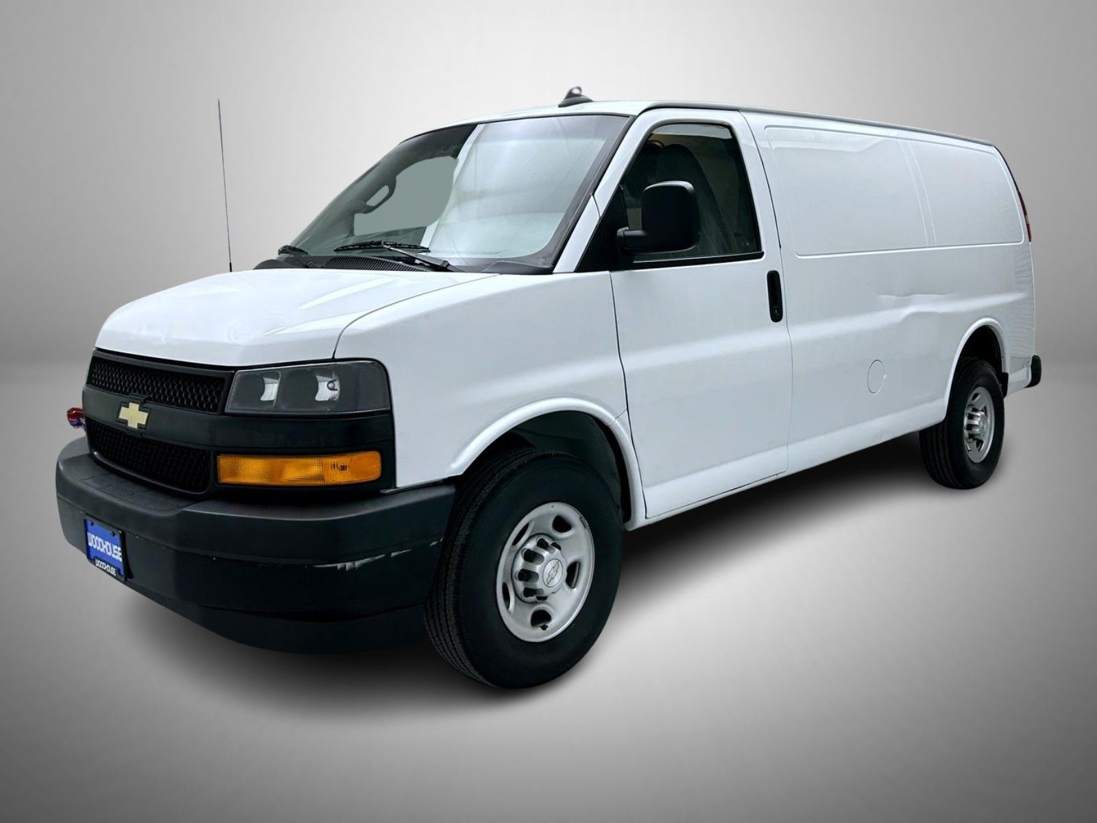Summit White 2018 Chevrolet Express Cargo 2500 RWD Van Rear-Wheel Drive 8-Speed Automatic Overdrive