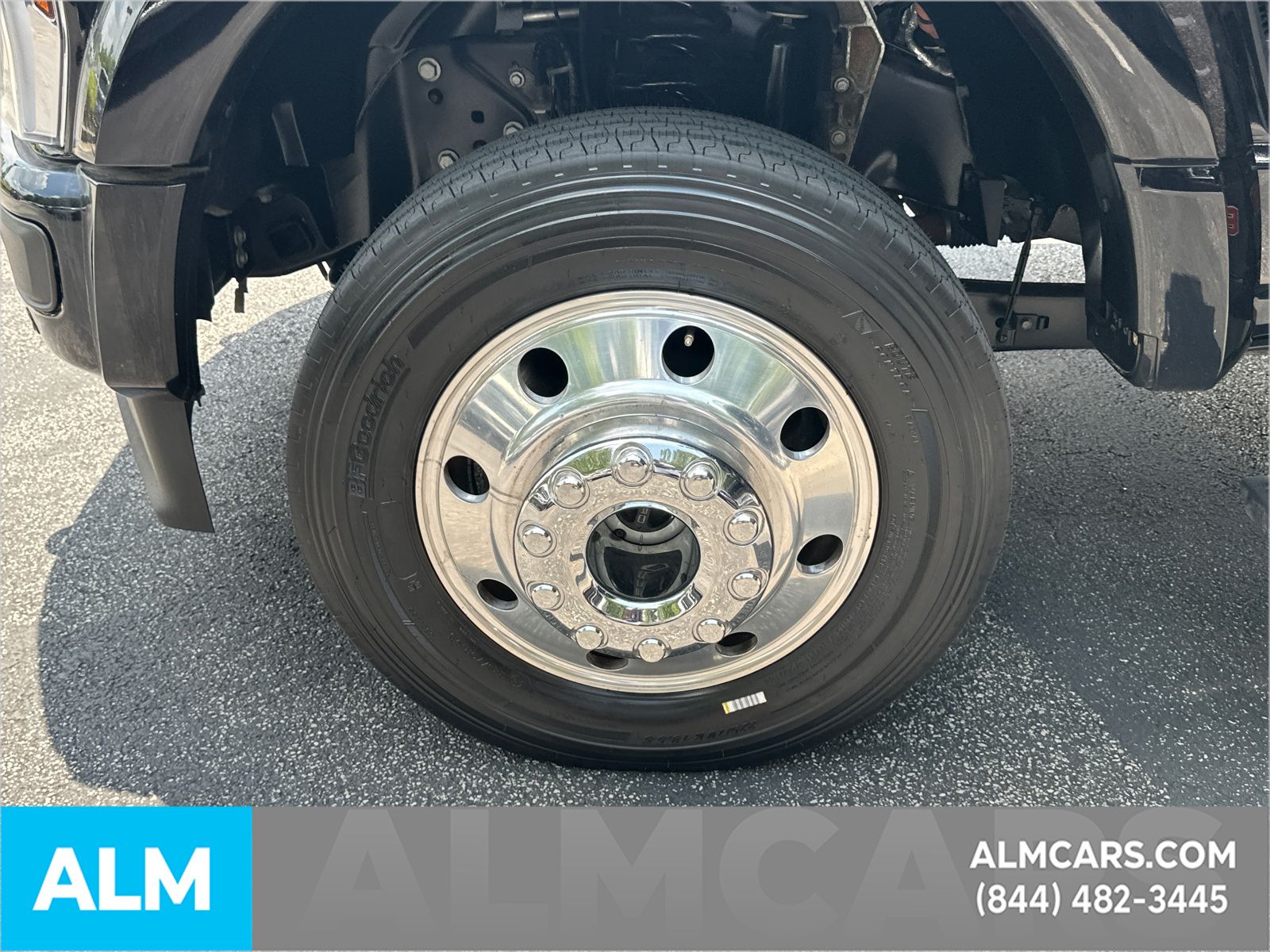 Used 2025 Black Ford Platinum image 14