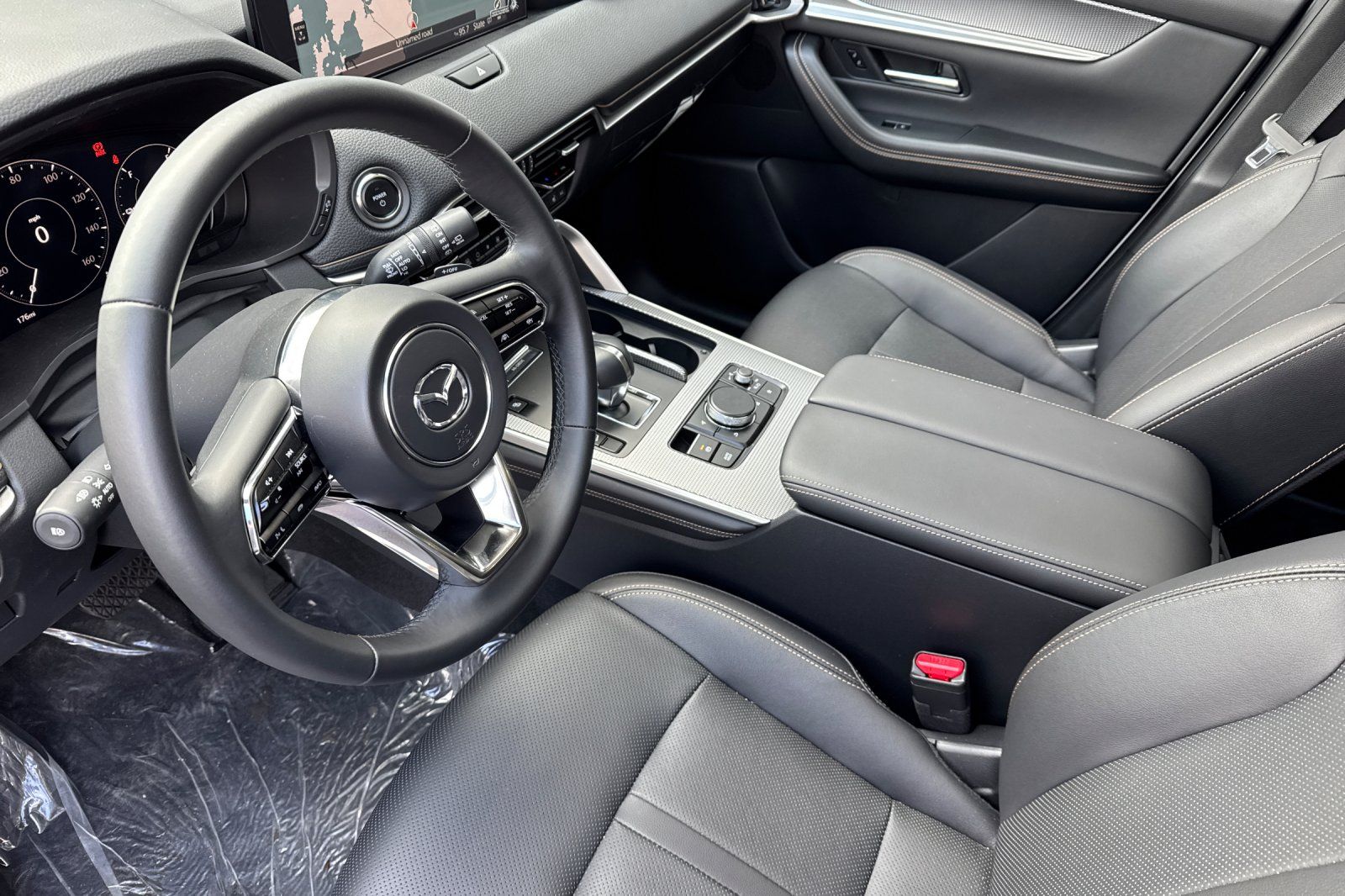 Used 2025 White Mazda Premium image 10