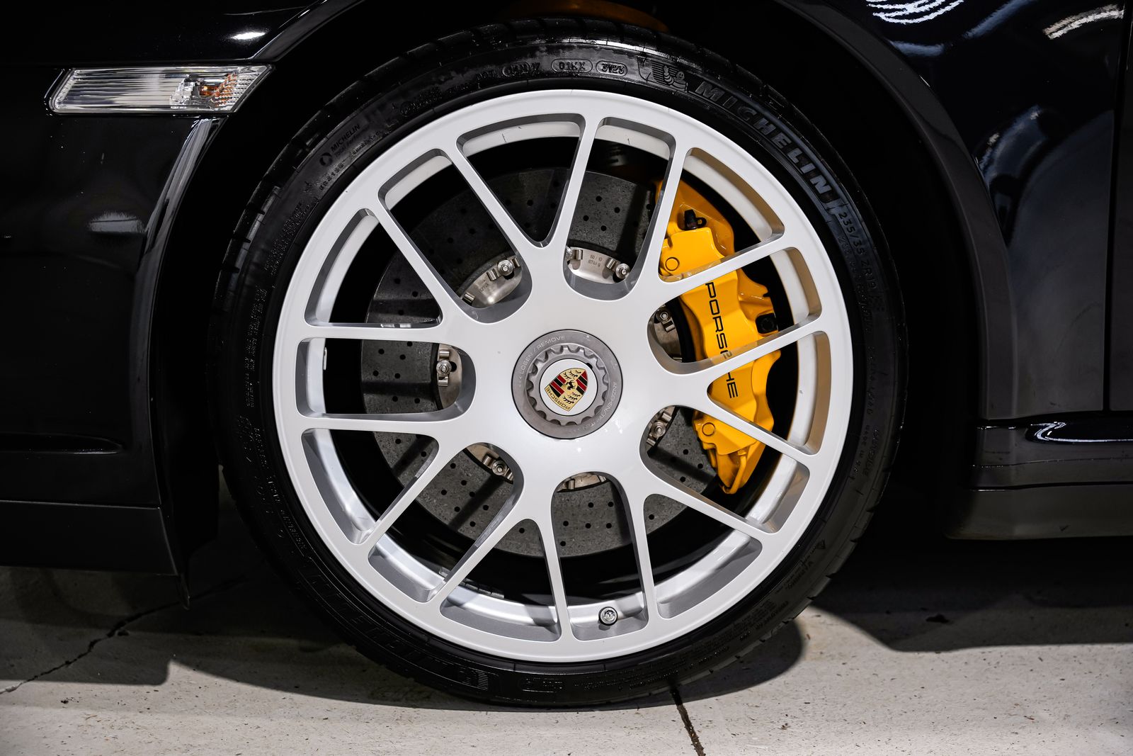 2011 Porsche 911 Turbo S — photo 48