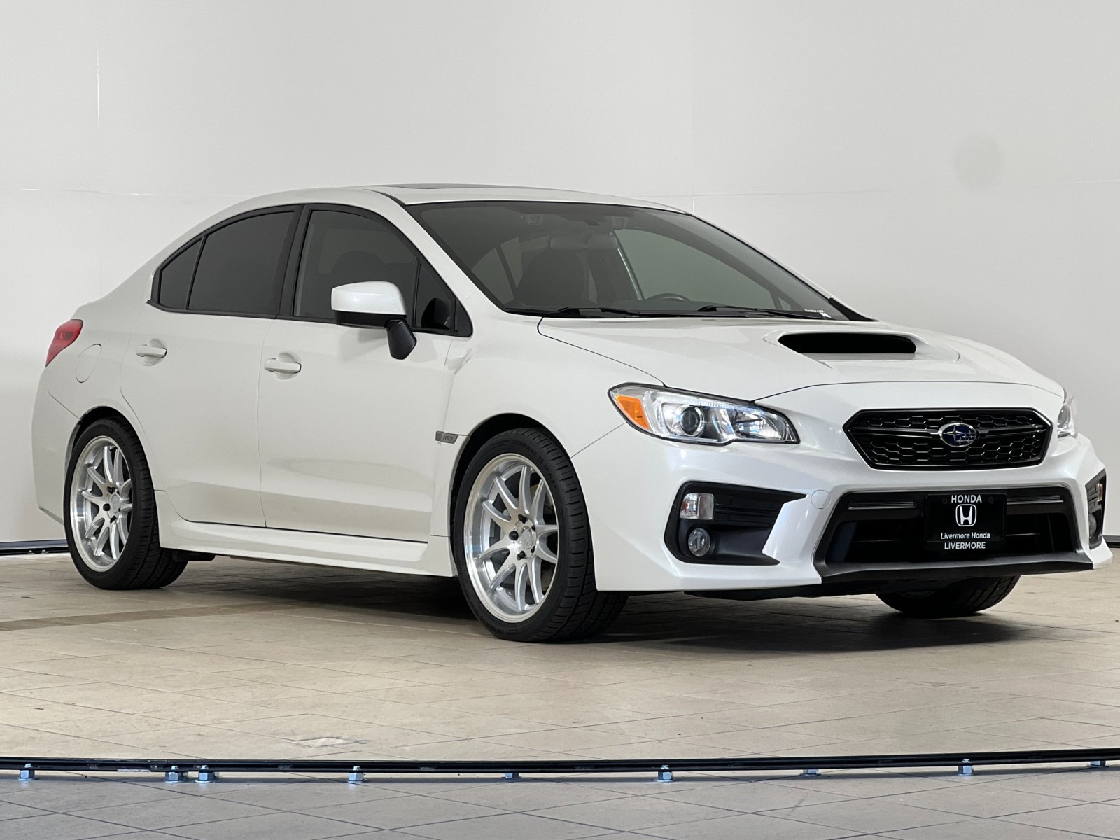 2019 Subaru WRX Premium — foto completa 8 de 26
