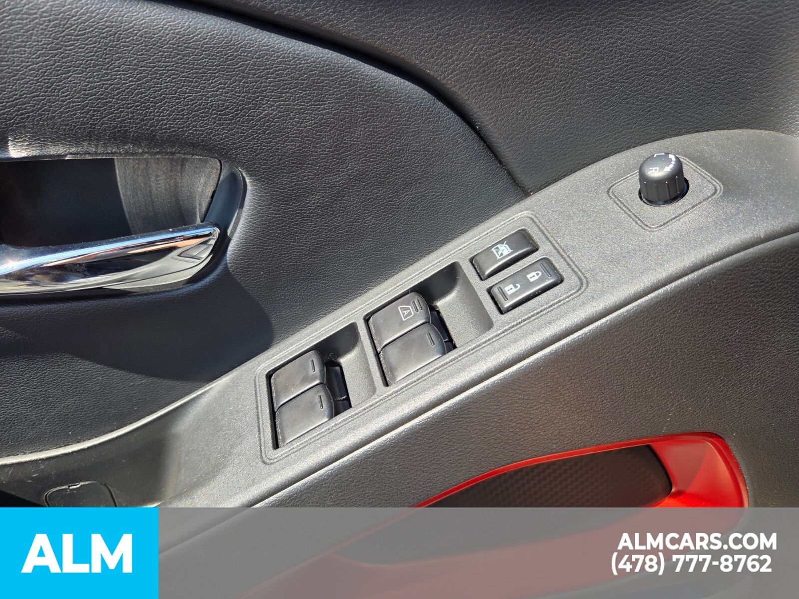 Used 2025 Gray Nissan PRO-4X image 30