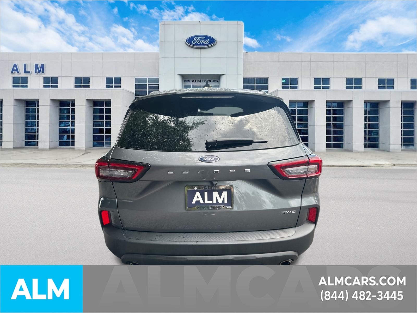 Used 2025 Gray Ford ST-Line Select image 6