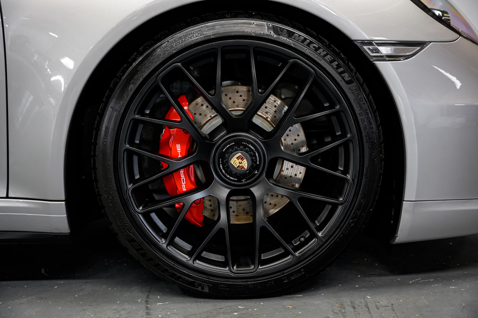 2015 Porsche 911 Carrera GTS — photo 48