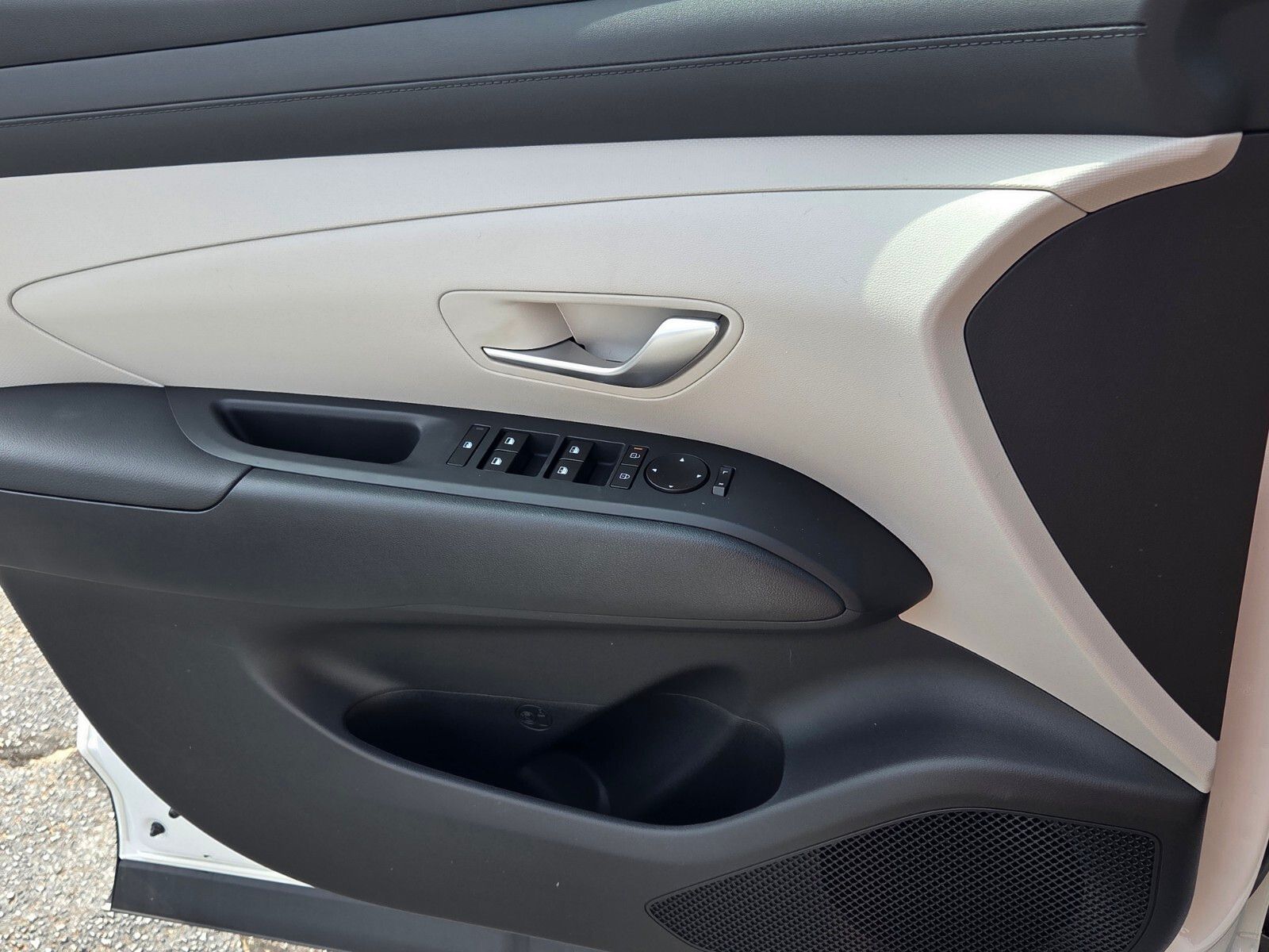 New 2026 White Hyundai SEL image 29