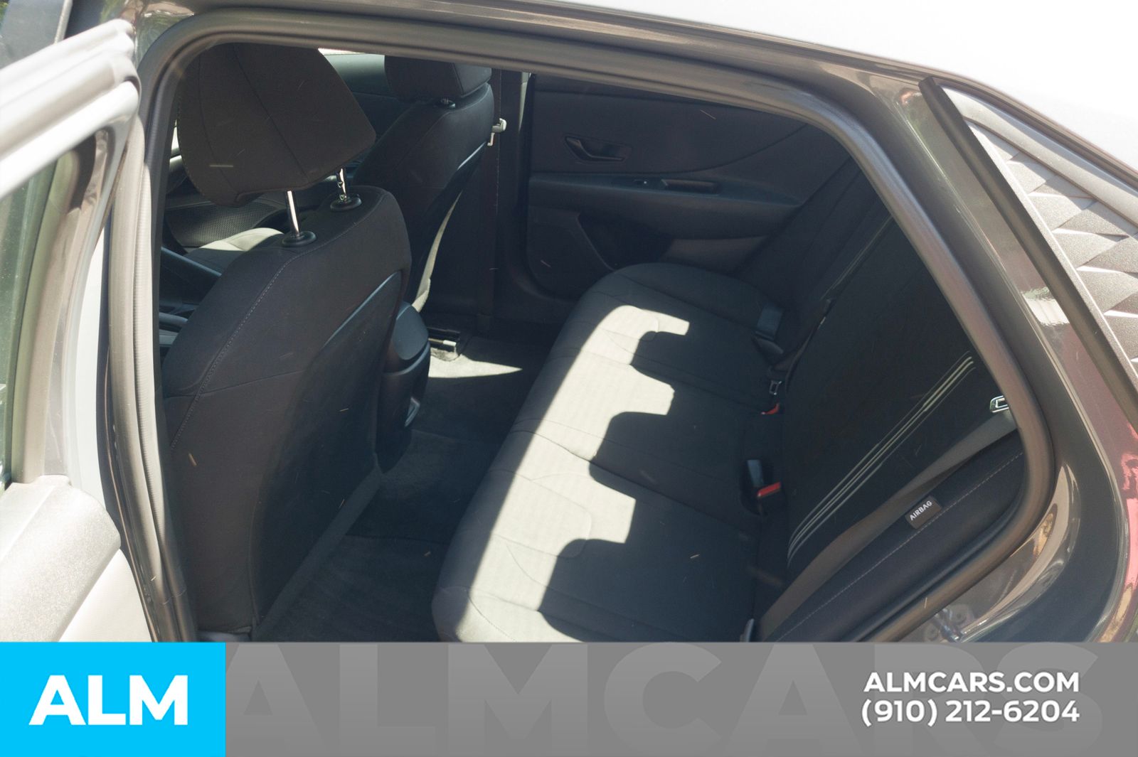 2025 Hyundai Elantra SEL Sport photo 14