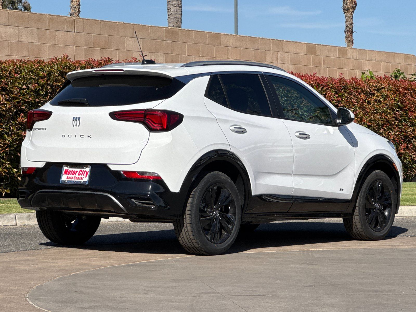 View vehicle photo 4