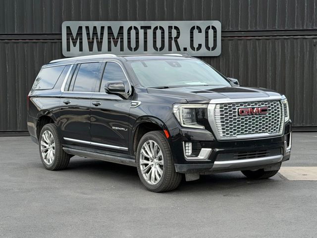 2023 GMC Yukon Denali's photo