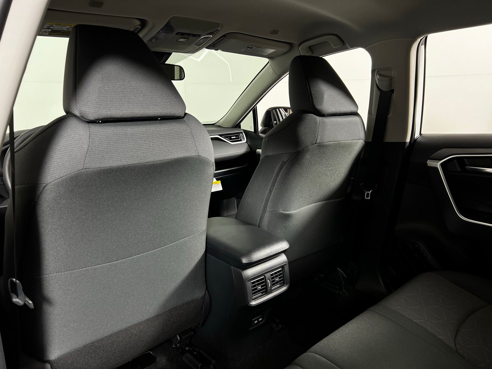 Thumbnail: 2025 Toyota RAV4 - 17