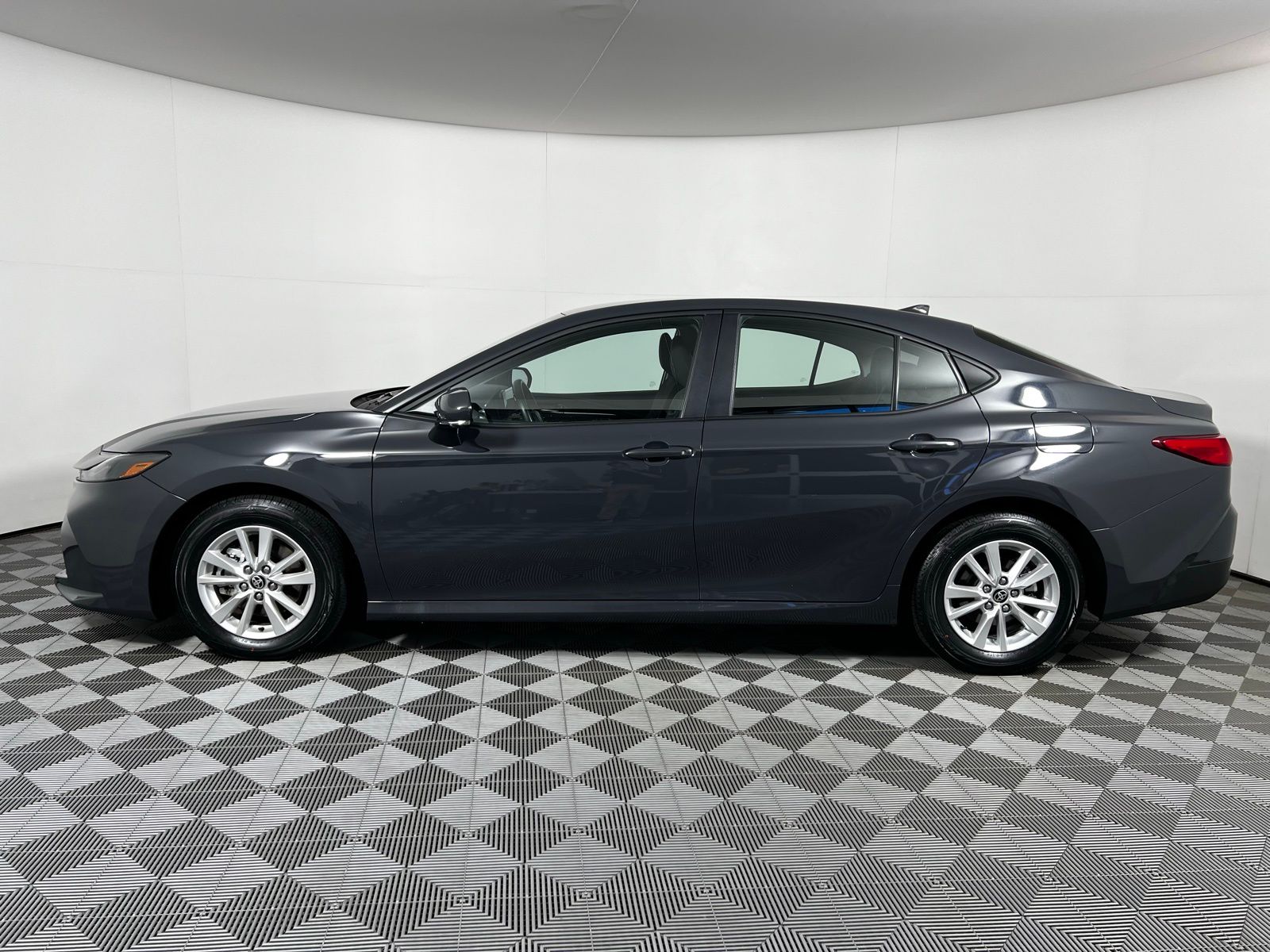 Thumbnail: 2025 Toyota Camry - 8