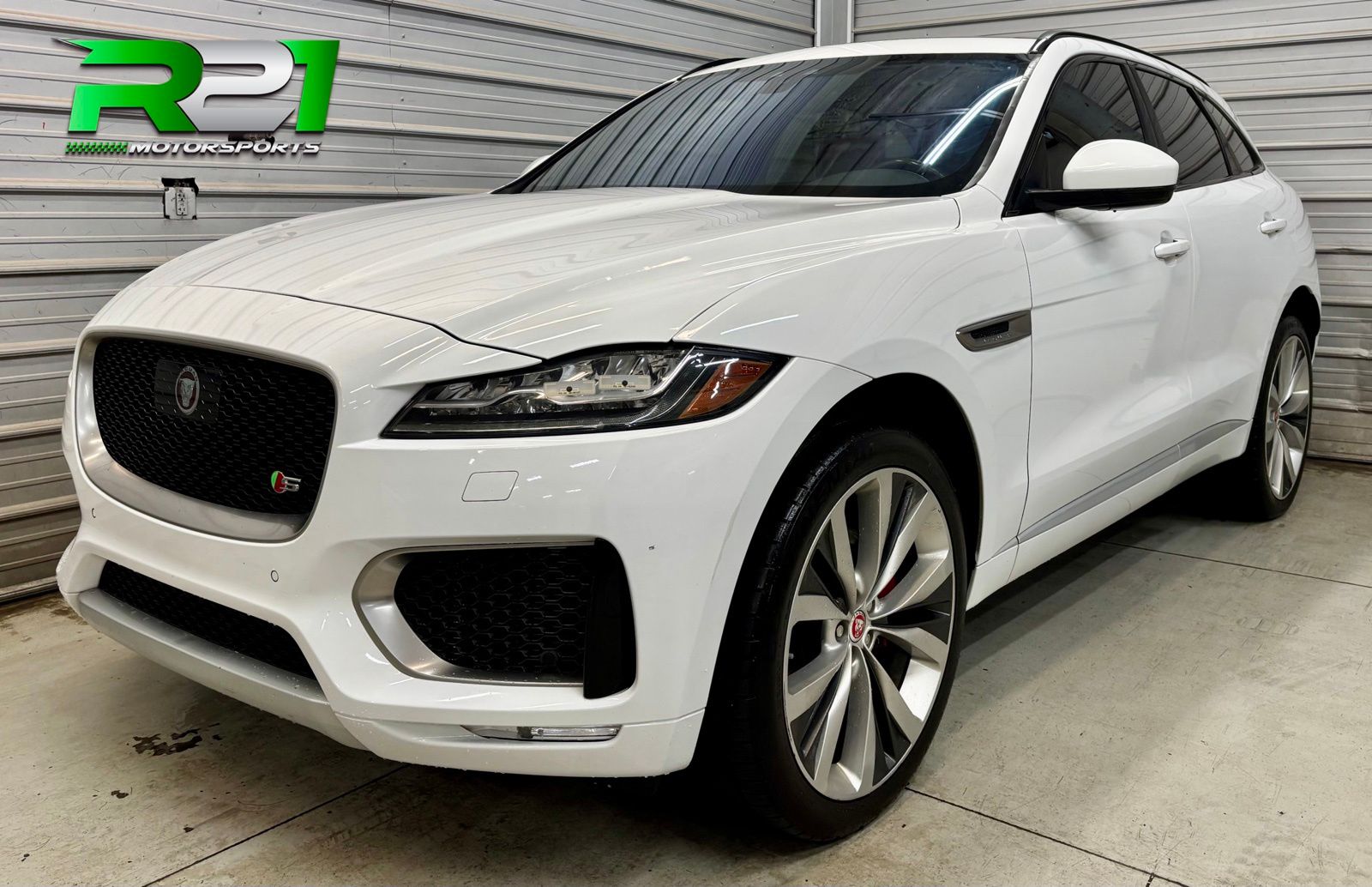 White 2019 Jaguar F-PACE SUV / Crossover All-Wheel Drive 8-Speed Automatic