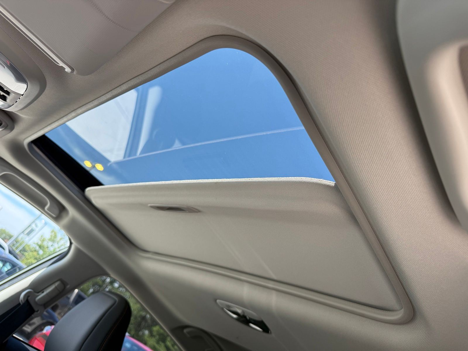 Used 2025 Green Subaru Limited image 11