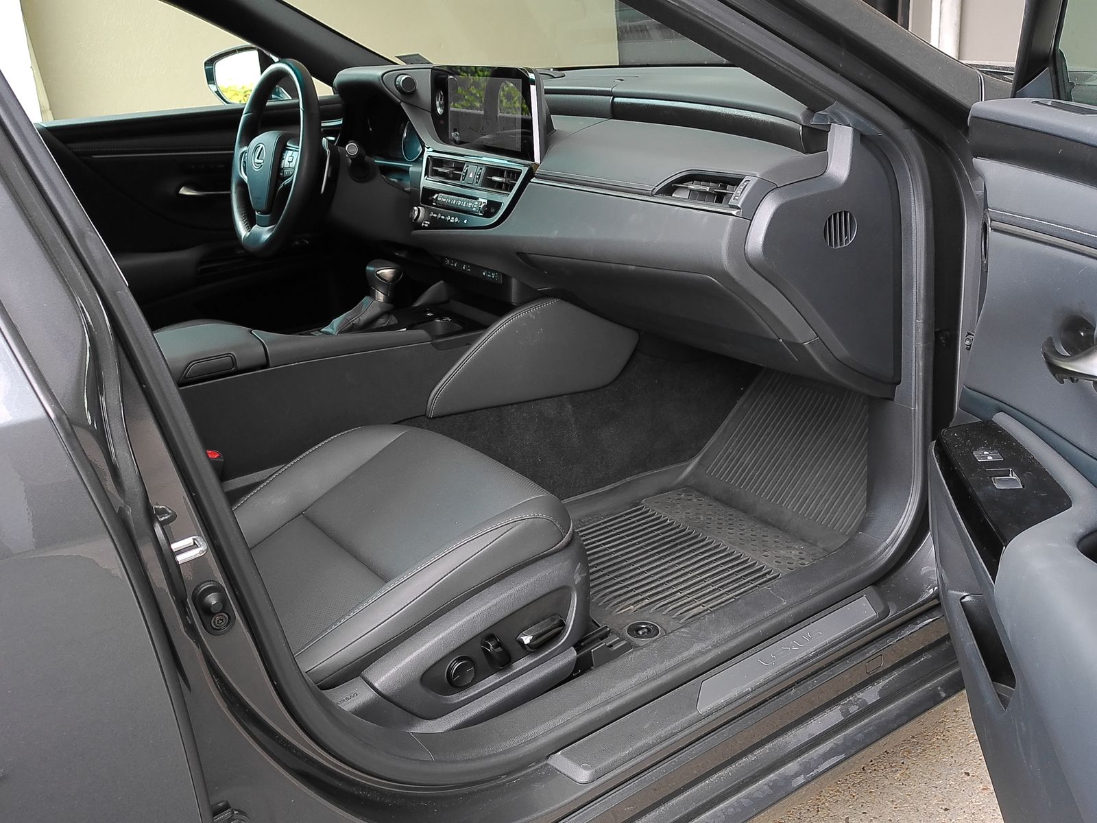 Used 2025 Gray Lexus 350 image 30
