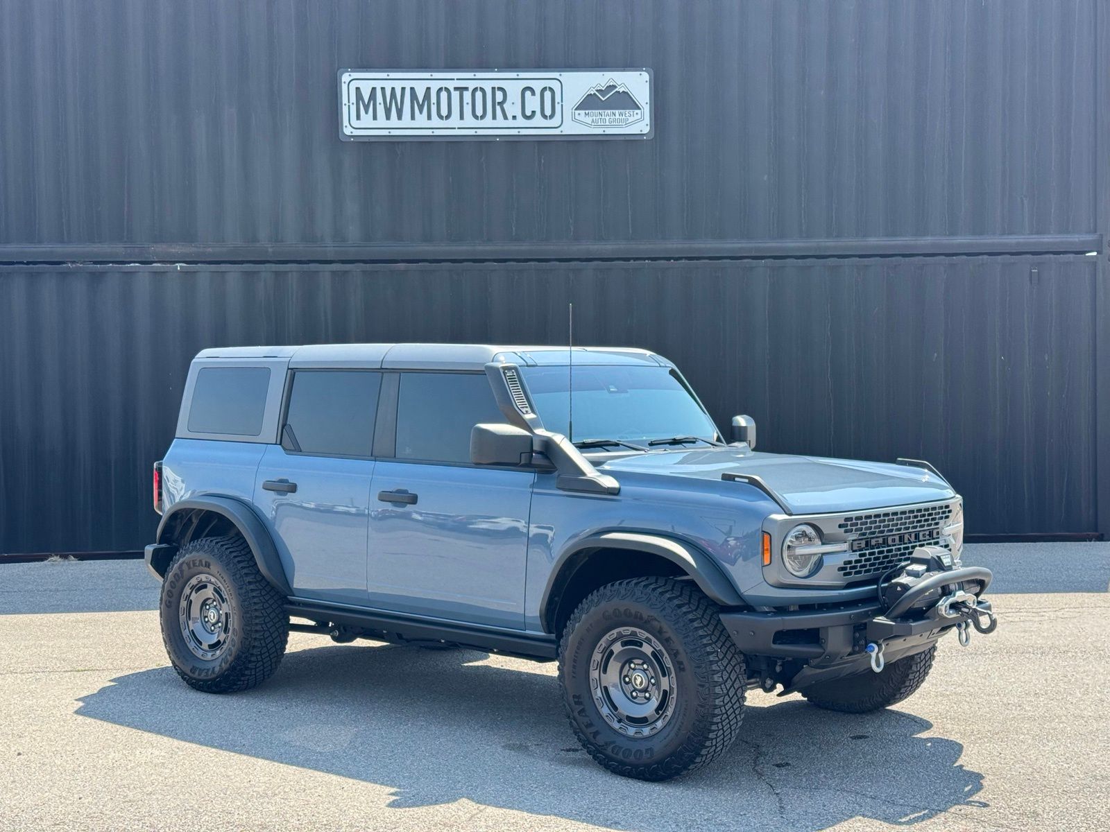 2024 Ford Bronco Everglades 