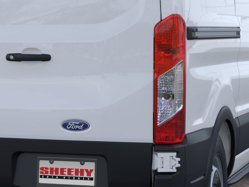 New 2026 Oxford White Ford Base image 21