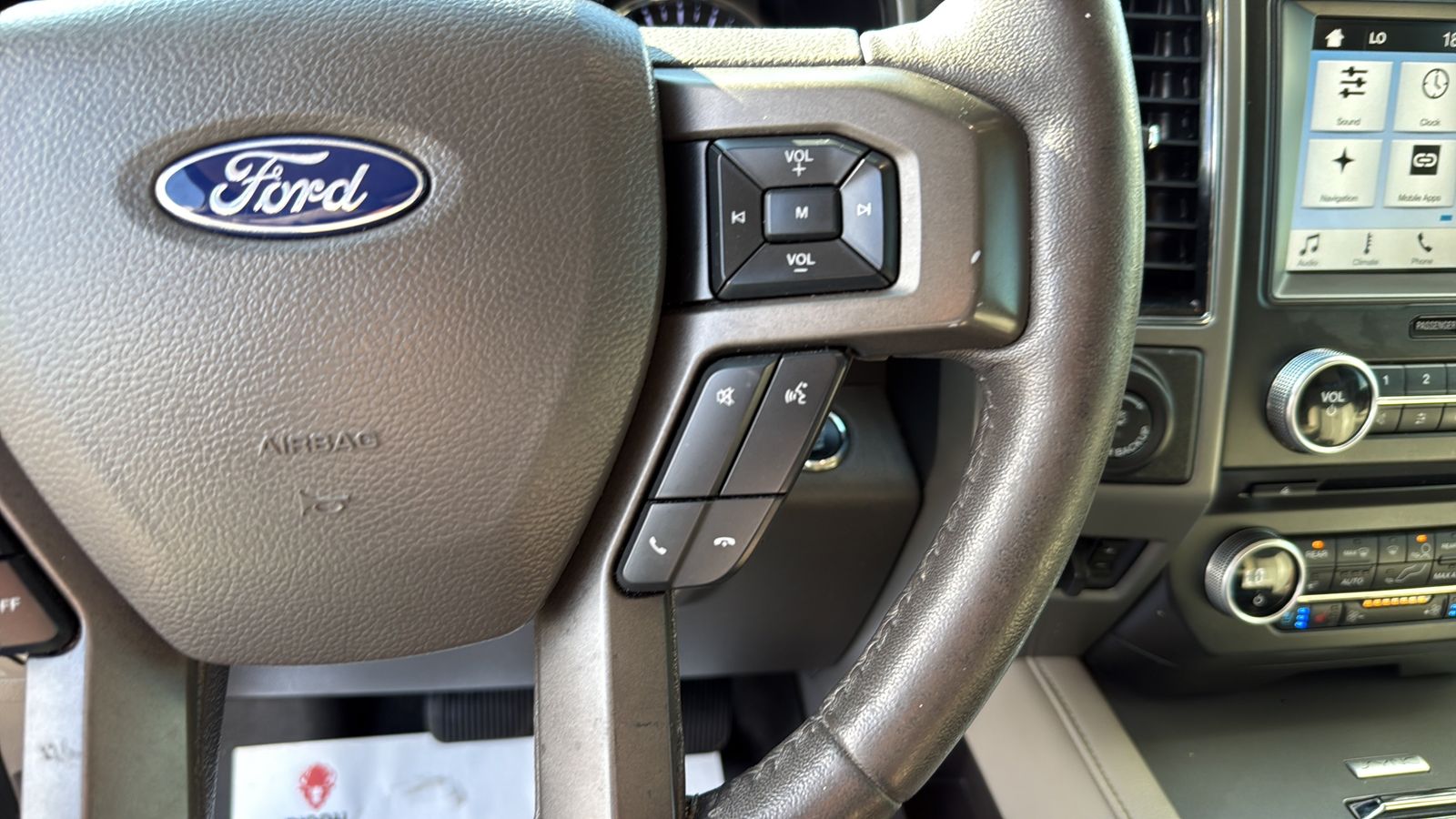 Used Car 2018 Ford Expedition  Xlt For Sale Under $25,000 In Austin, Texas