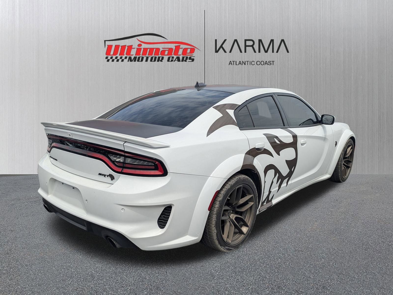 View vehicle photo 3