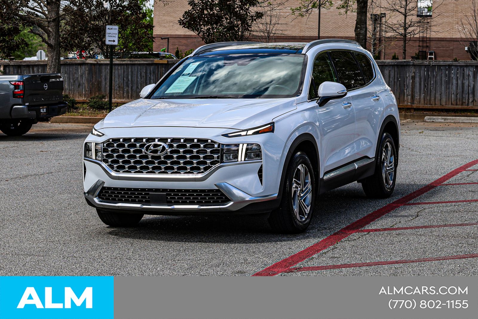Used 2022 Gray Hyundai SEL image 3