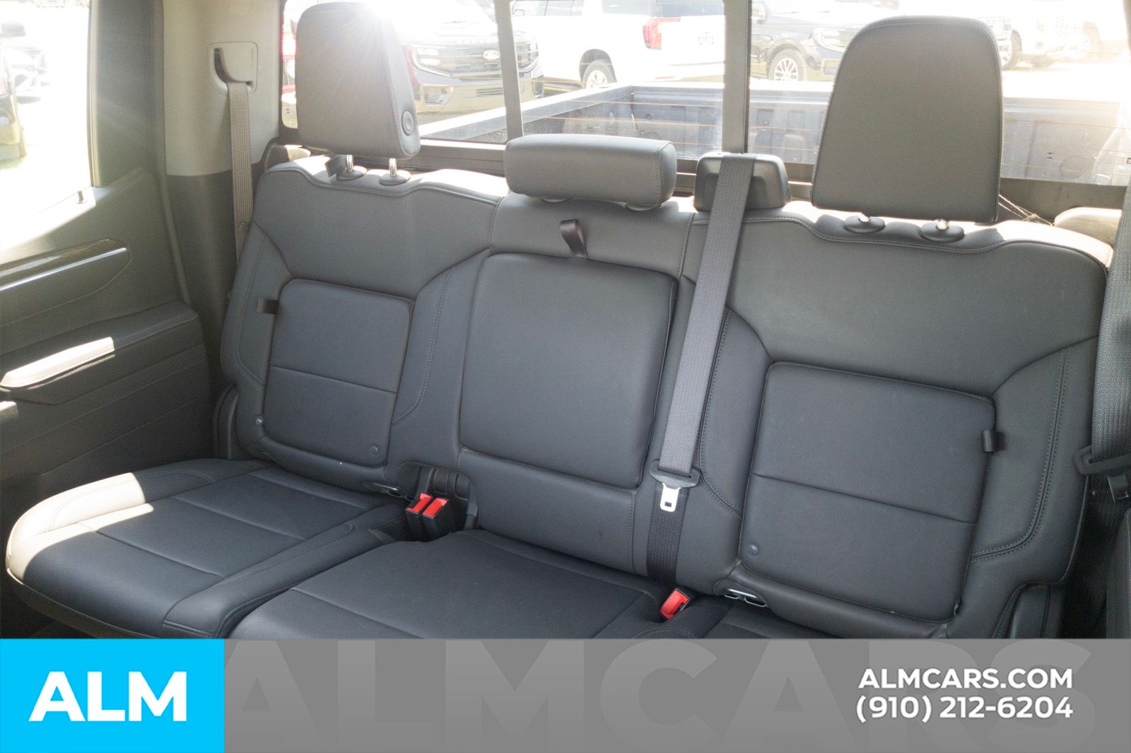 Used 2025 Sterling Metallic GMC Elevation image 17