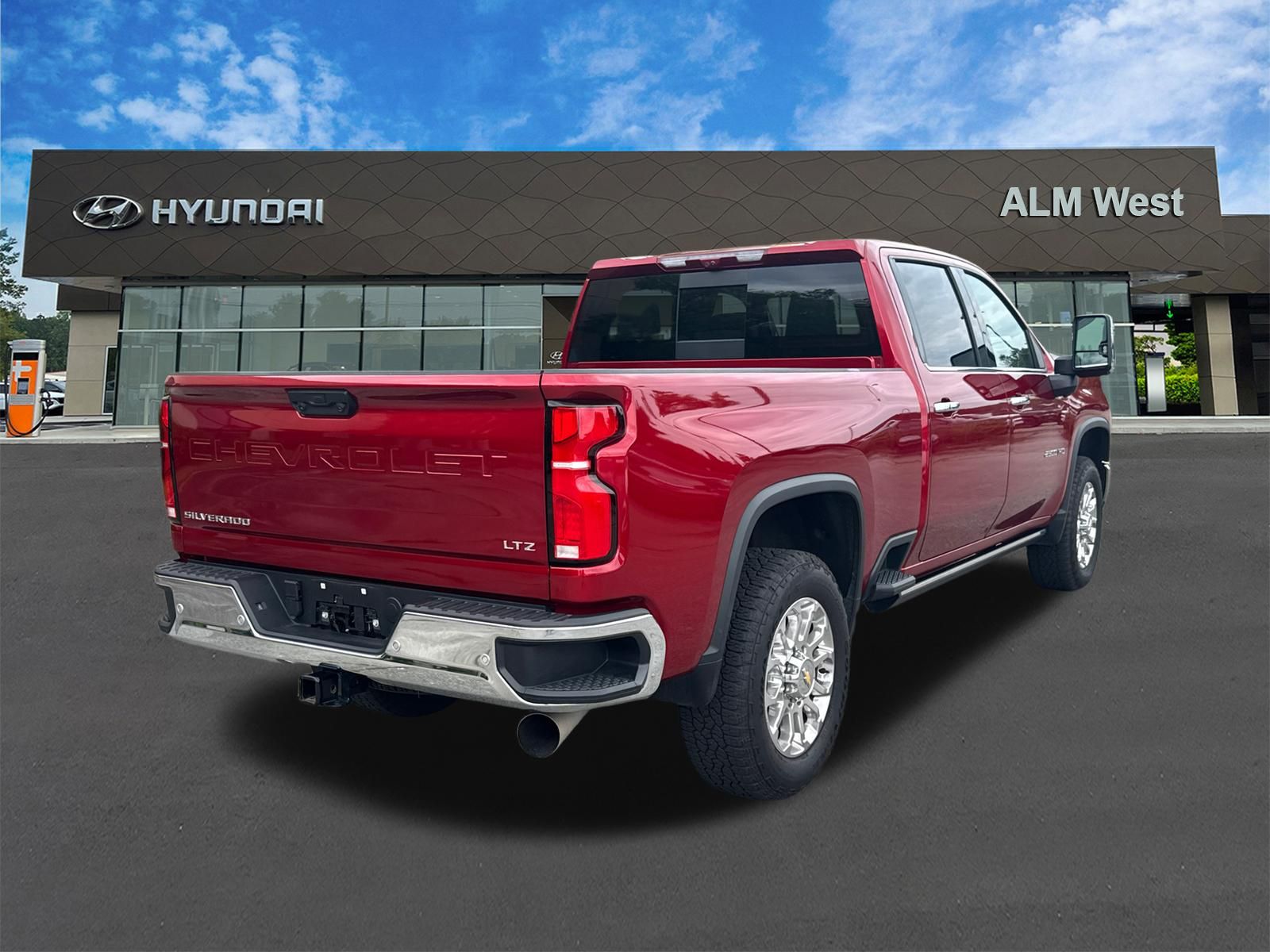 Used 2025 Radiant Red Chevrolet LTZ image 5