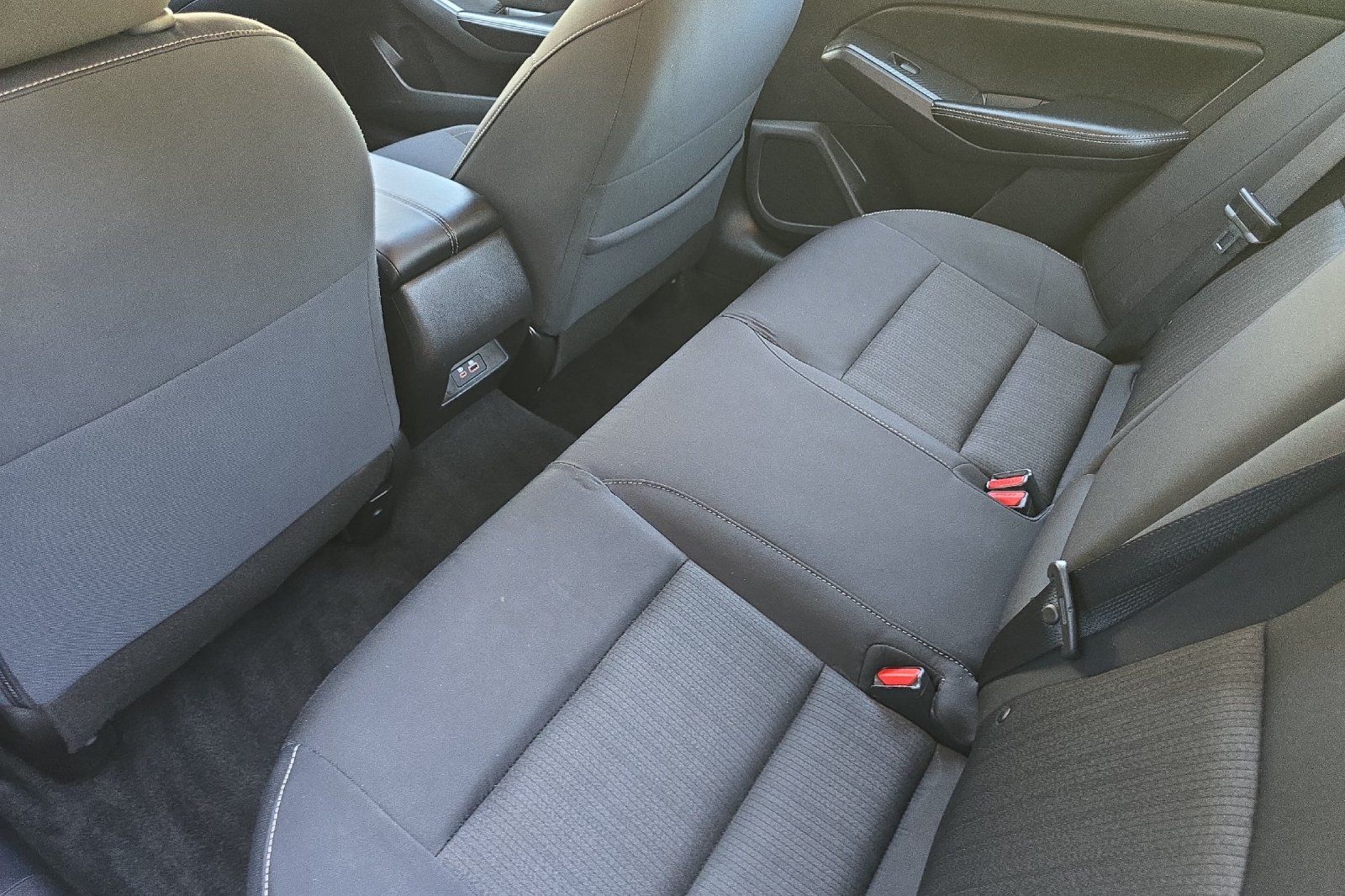 Used 2025 Nissan Altima Sedan