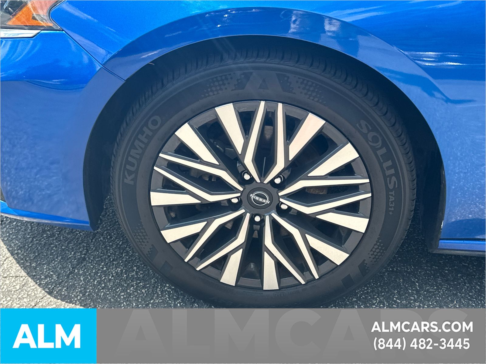Used 2025 Blue Nissan 2.5 SV image 26