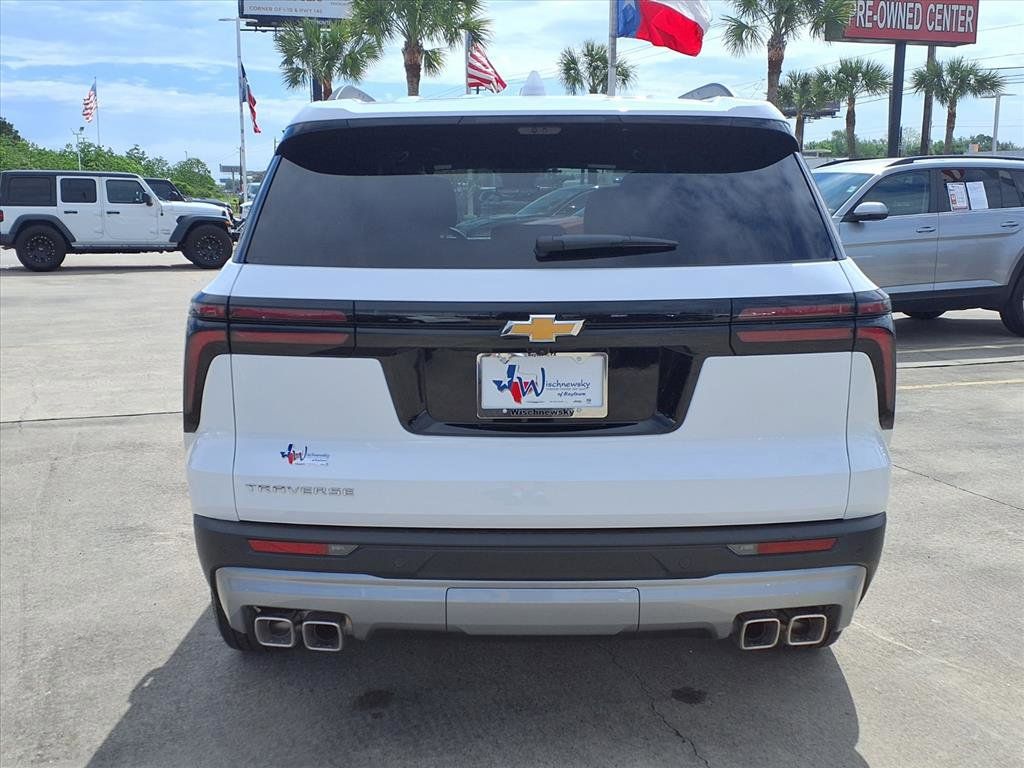 2026 Chevrolet Traverse LT - 5