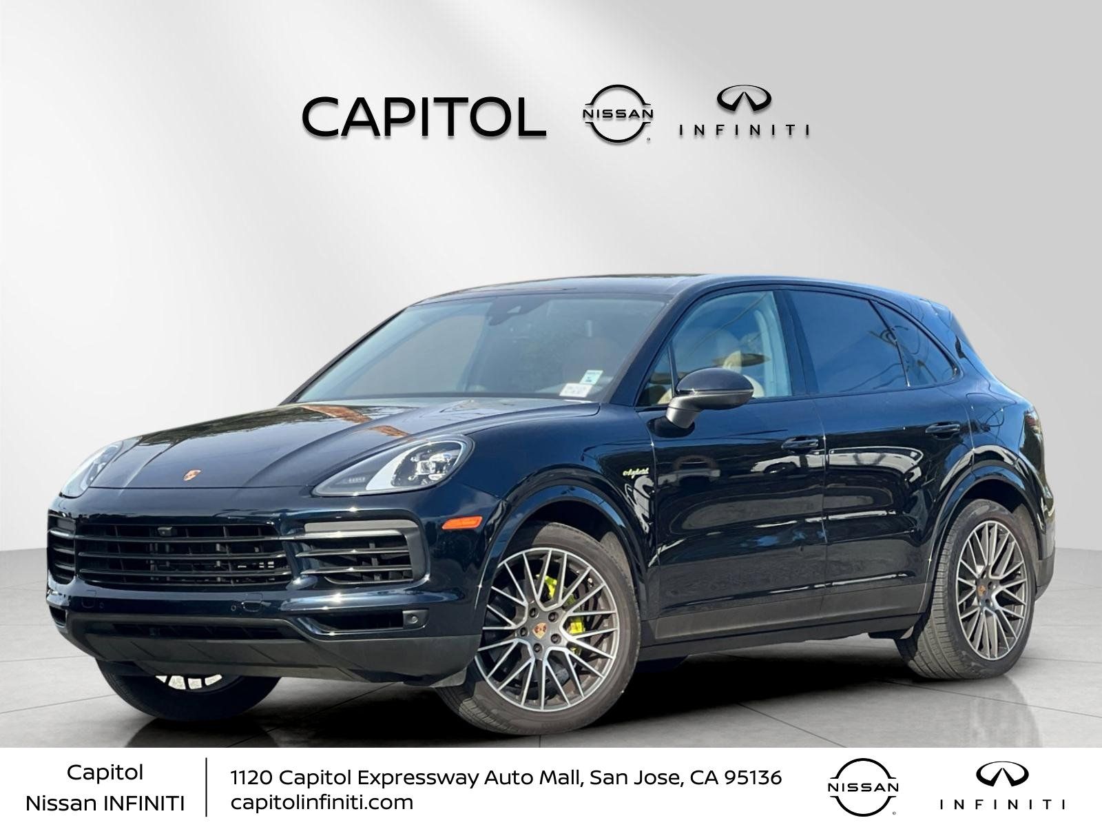 2023 Porsche Cayenne Base