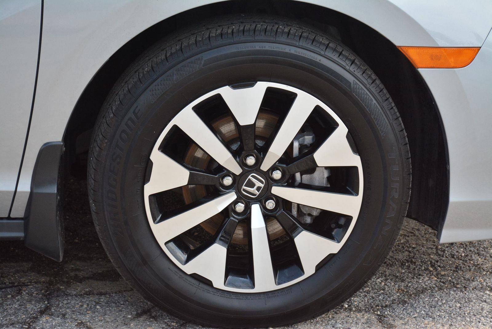Used 2026 Honda Odyssey Van