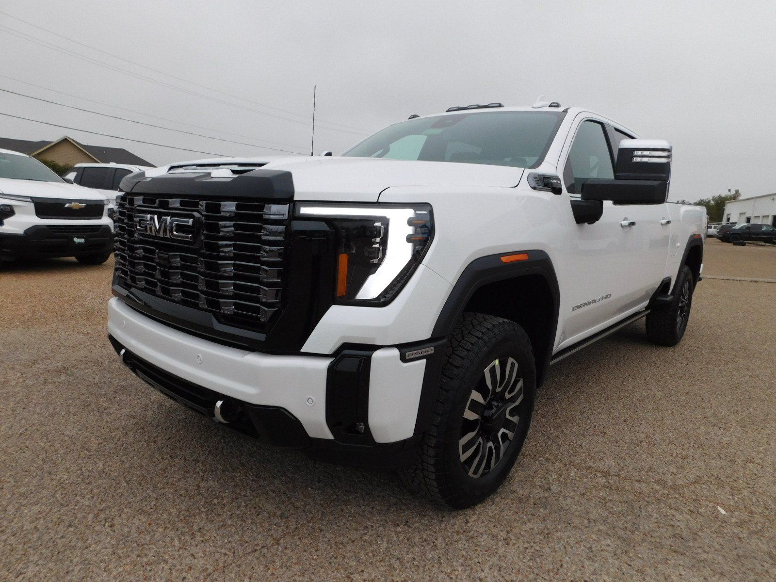 2025 GMC Sierra 2500HD Denali Ultimate 4