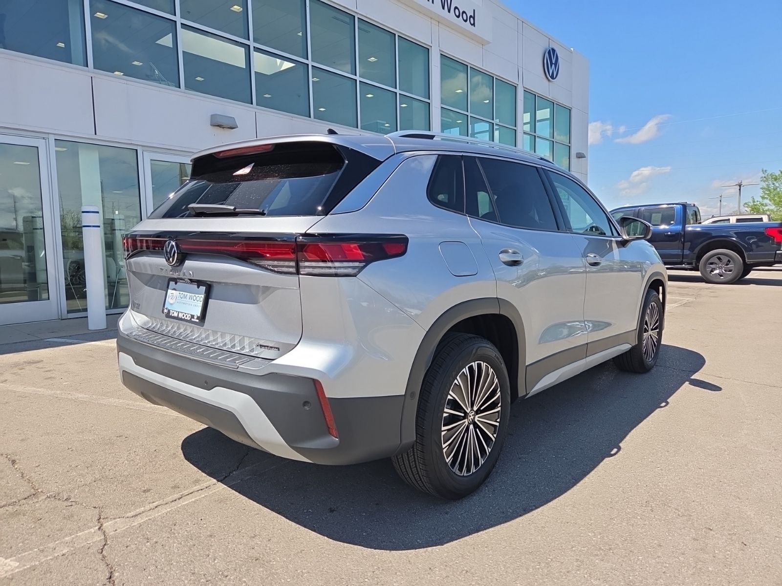 new 2026 Volkswagen Tiguan car, priced at $32,181