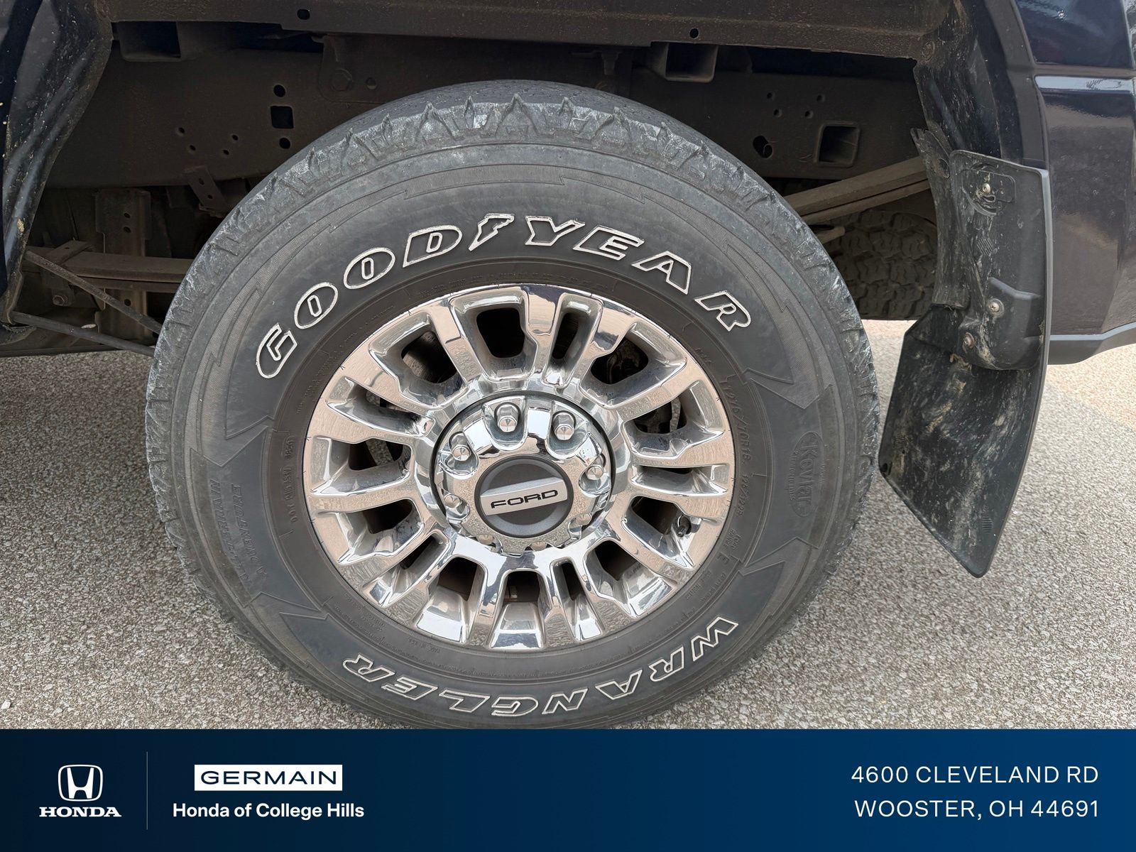 Used 2021 Blue Ford XLT image 10