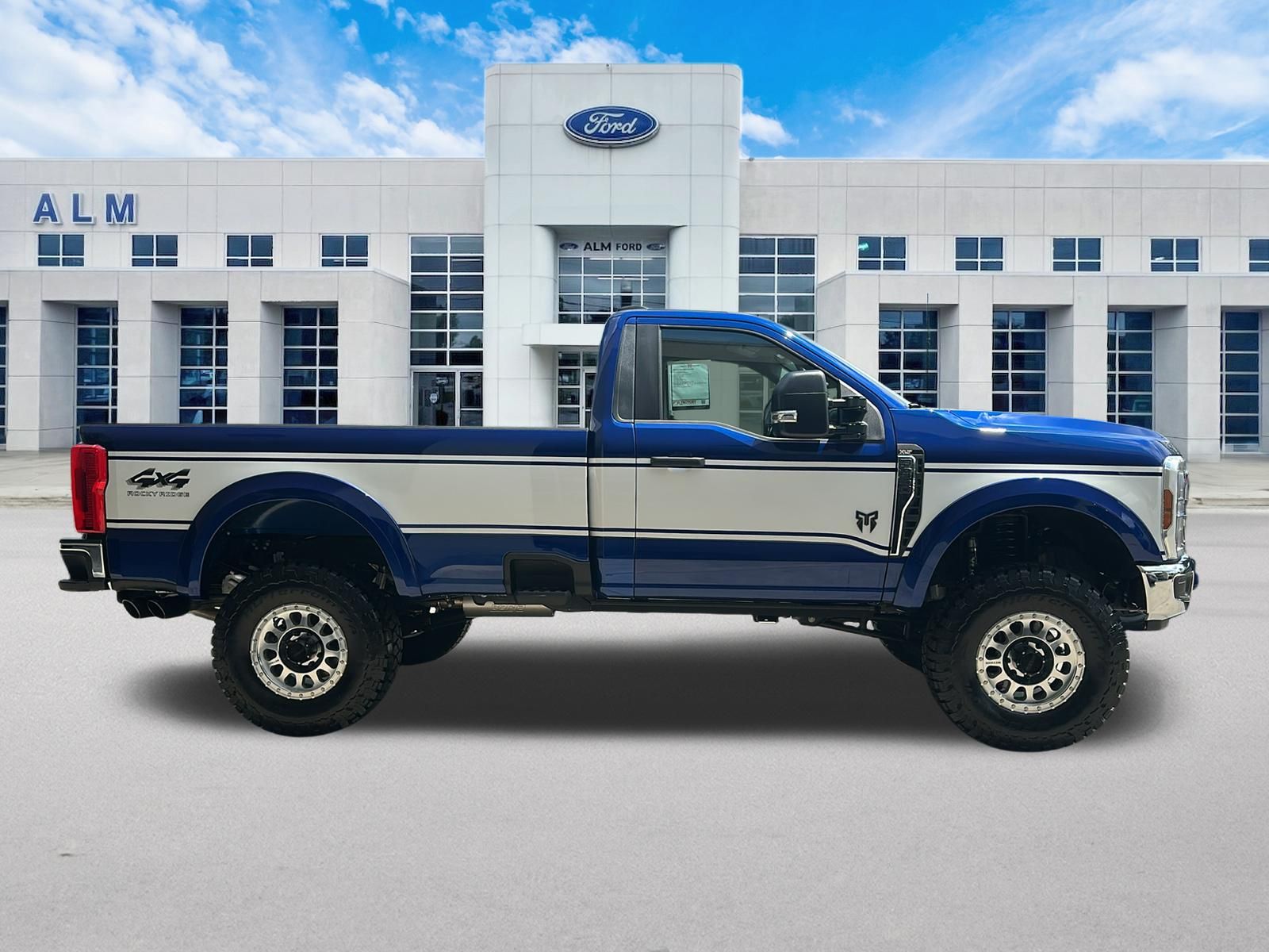 New 2026 Argon Blue Metallic Ford F-250® XLT image 5