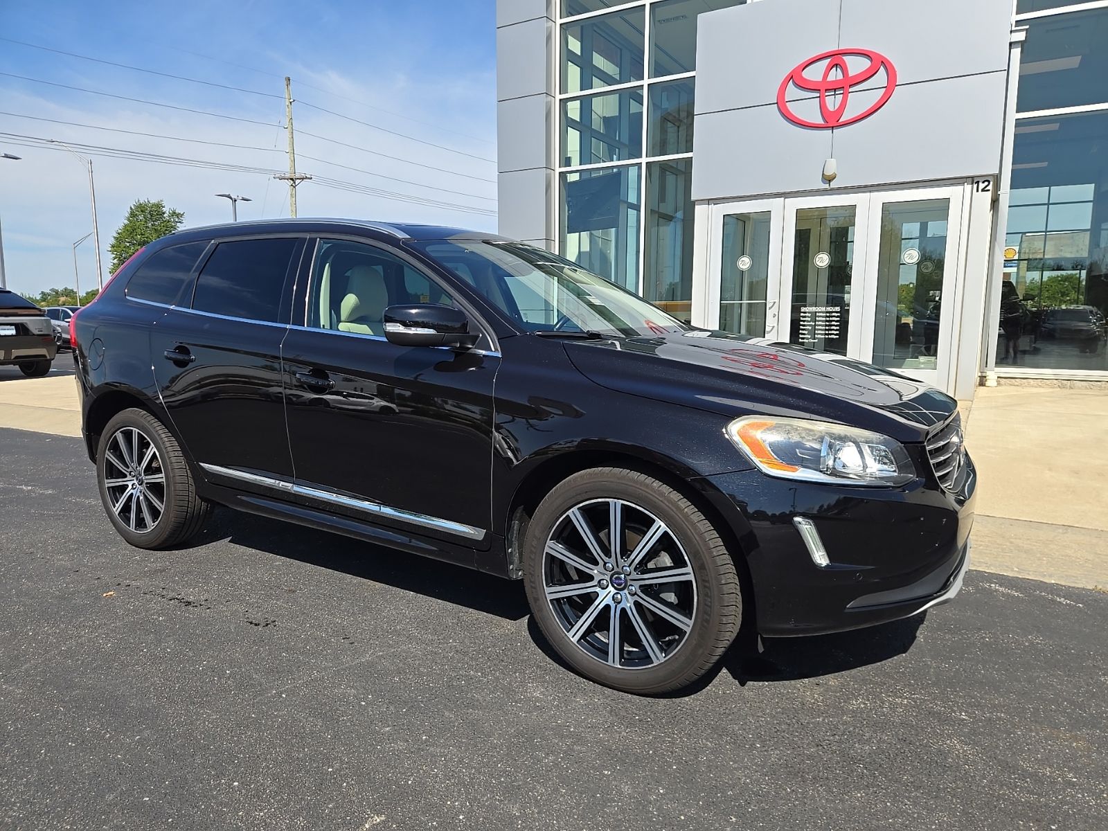 2017 Volvo XC60 T6 Inscription