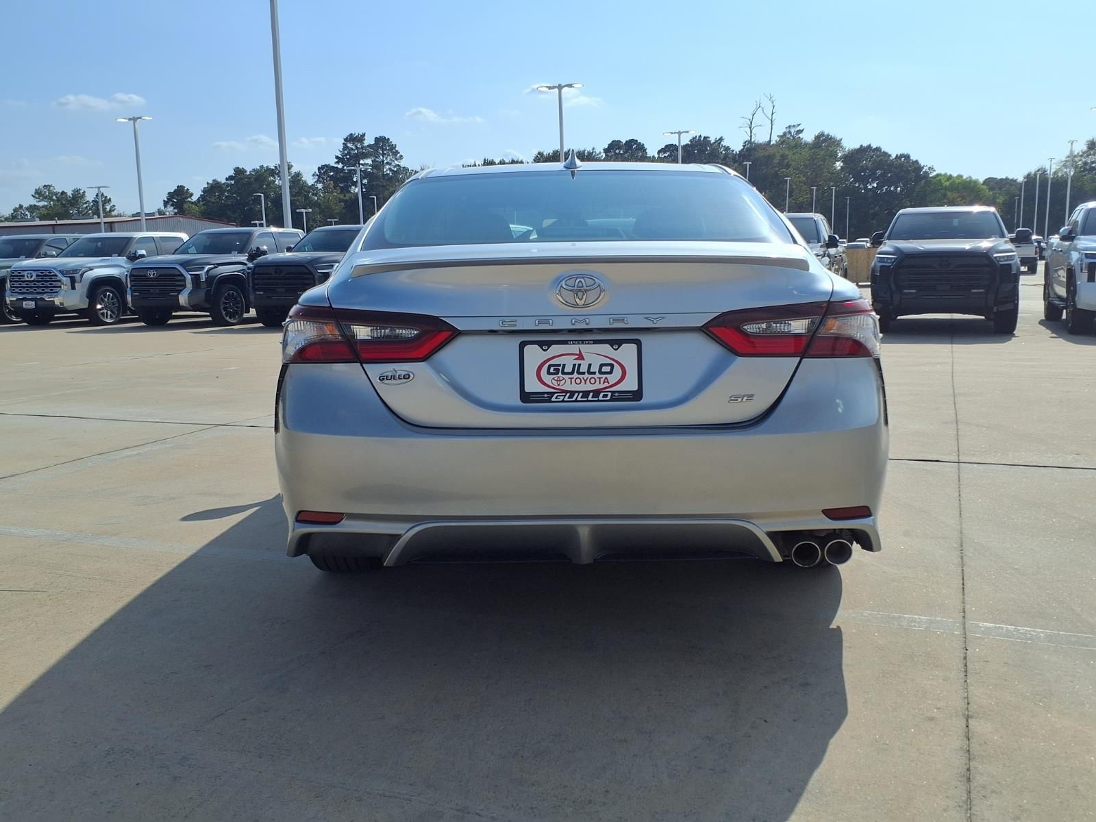 2023 Toyota Camry SE - 5