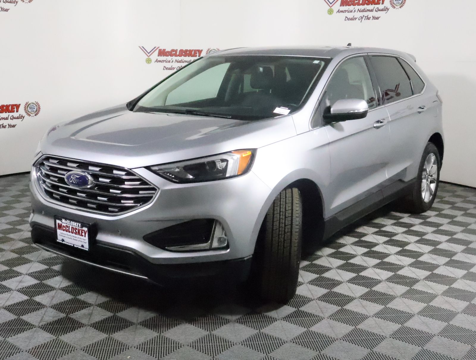 2022 Ford Edge Titanium photo
