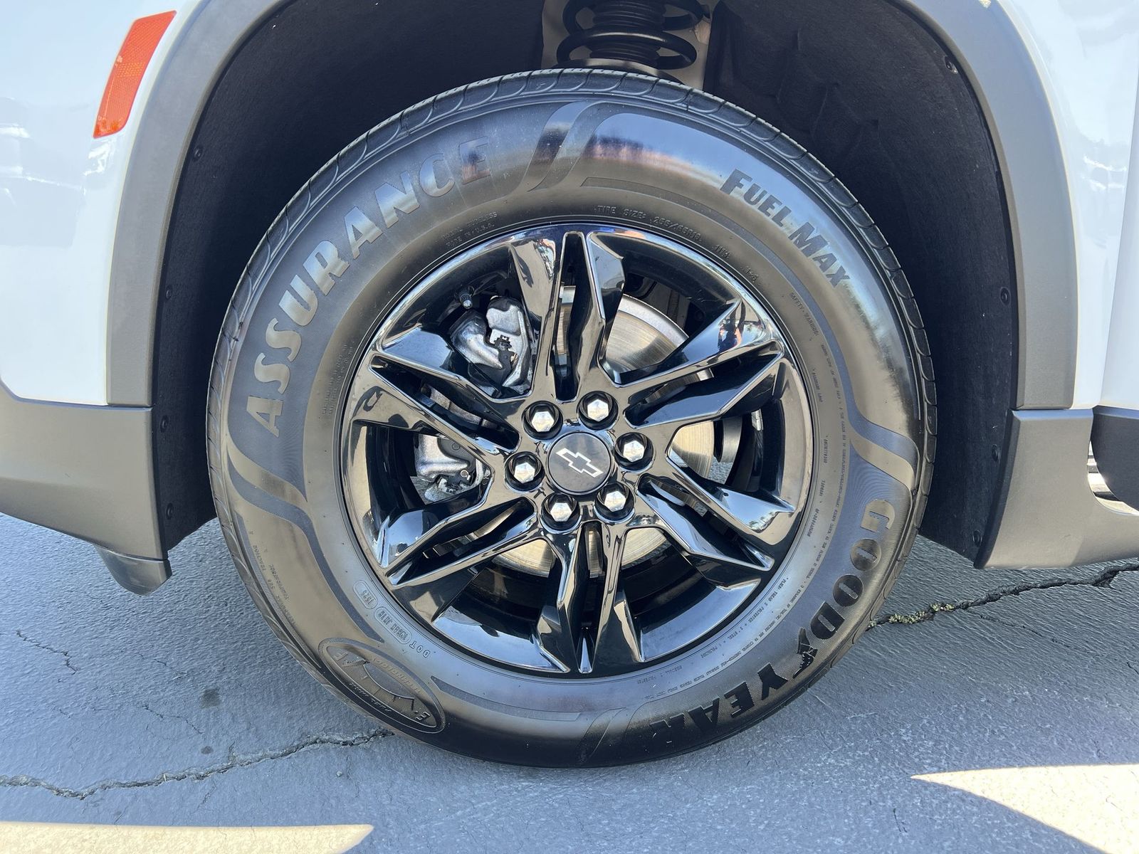 used 2023 Chevrolet Traverse car, priced at $36,076