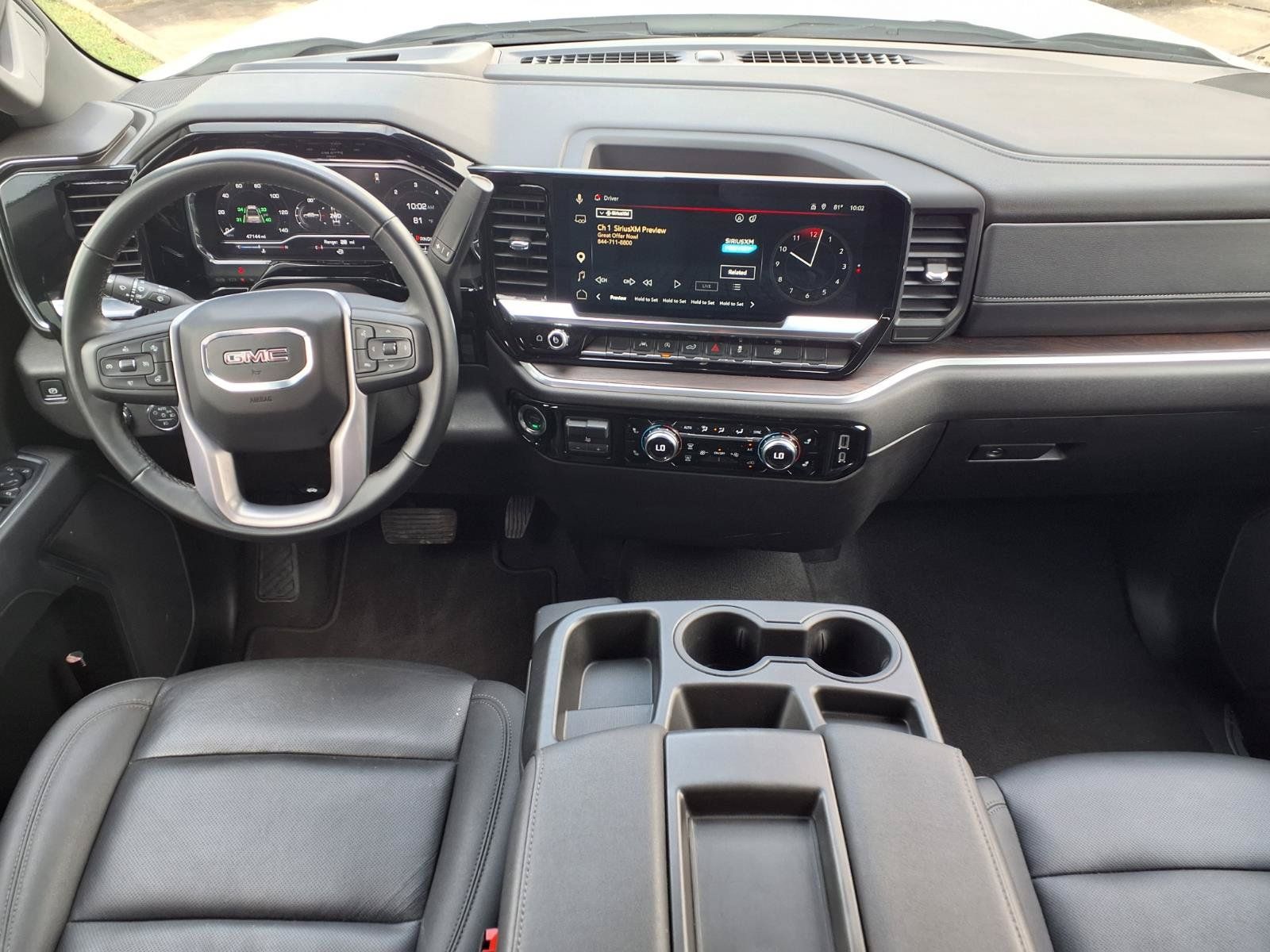 2025 GMC Sierra 1500 SLT - 11