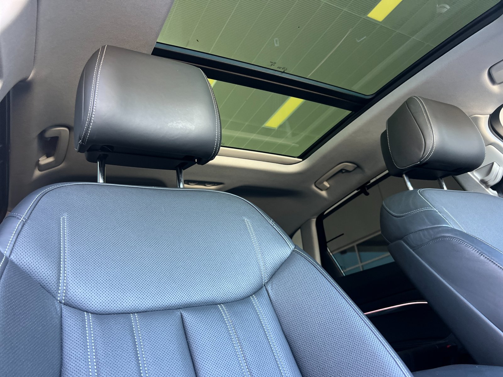 2024 Audi Q8 e-tron Prestige — foto completa 17 de 29
