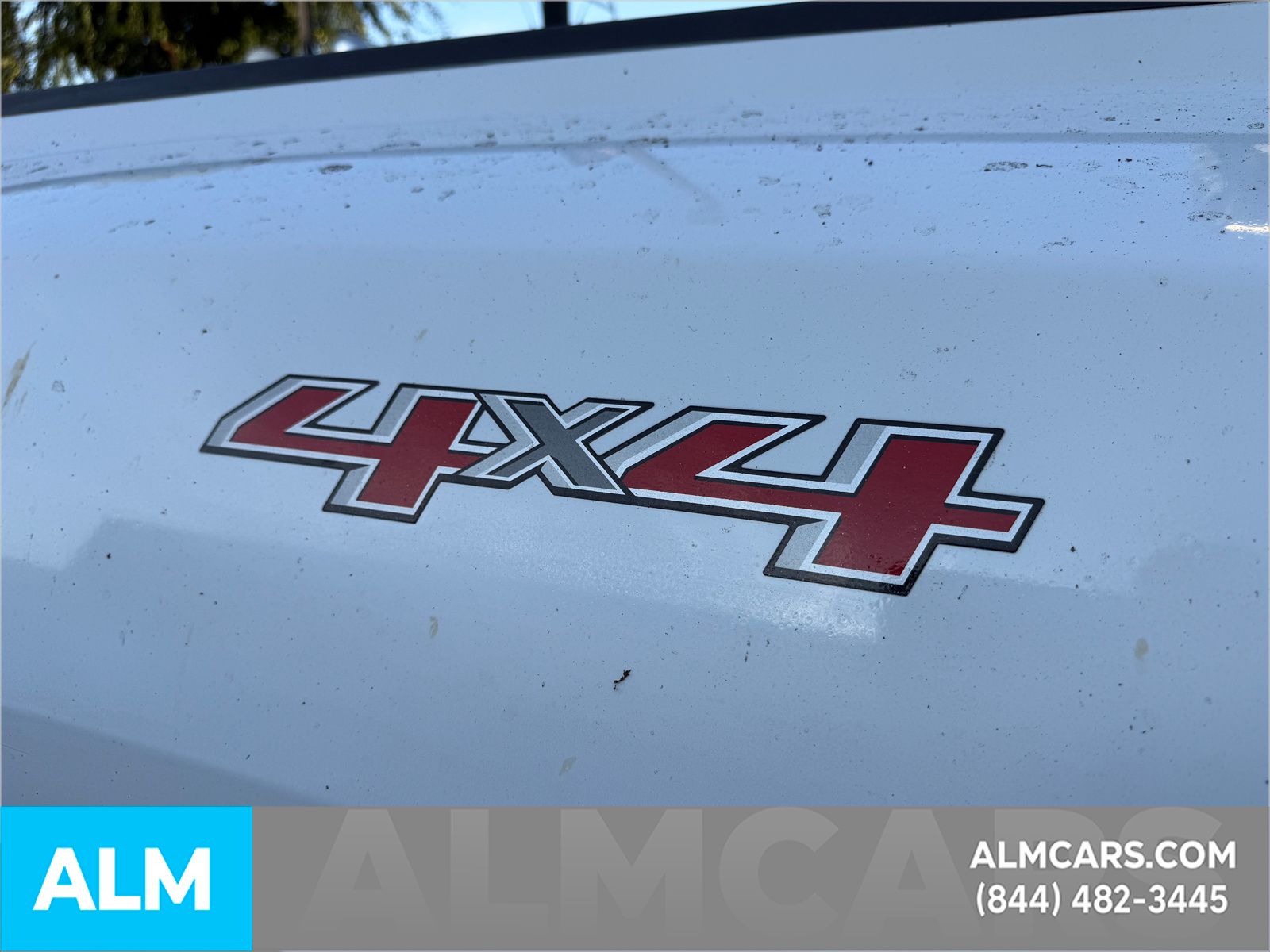 Used 2015 White Chevrolet LTZ image 8
