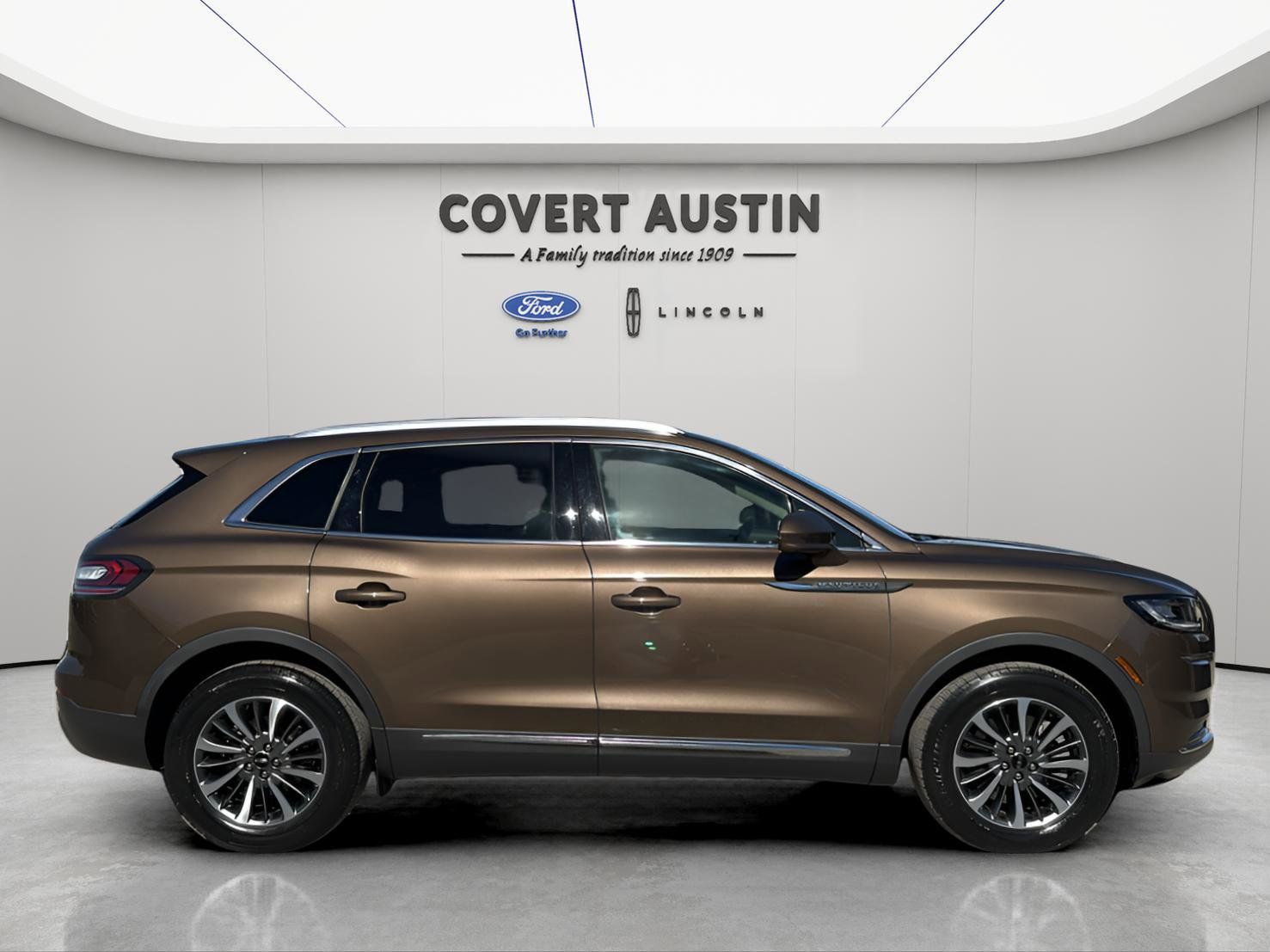 Used Car 2022 Lincoln Nautilus  Standard For Sale Under $35,000 In Austin, Texas