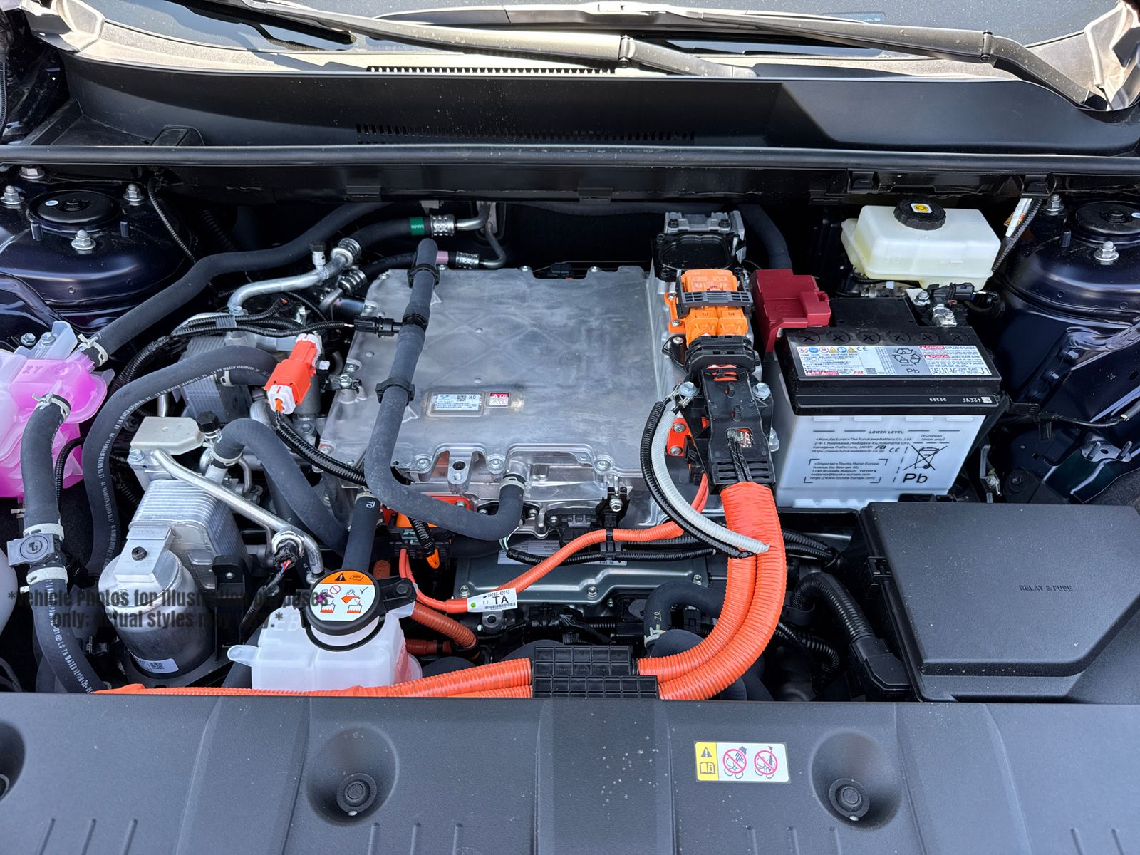 View vehicle photo 6