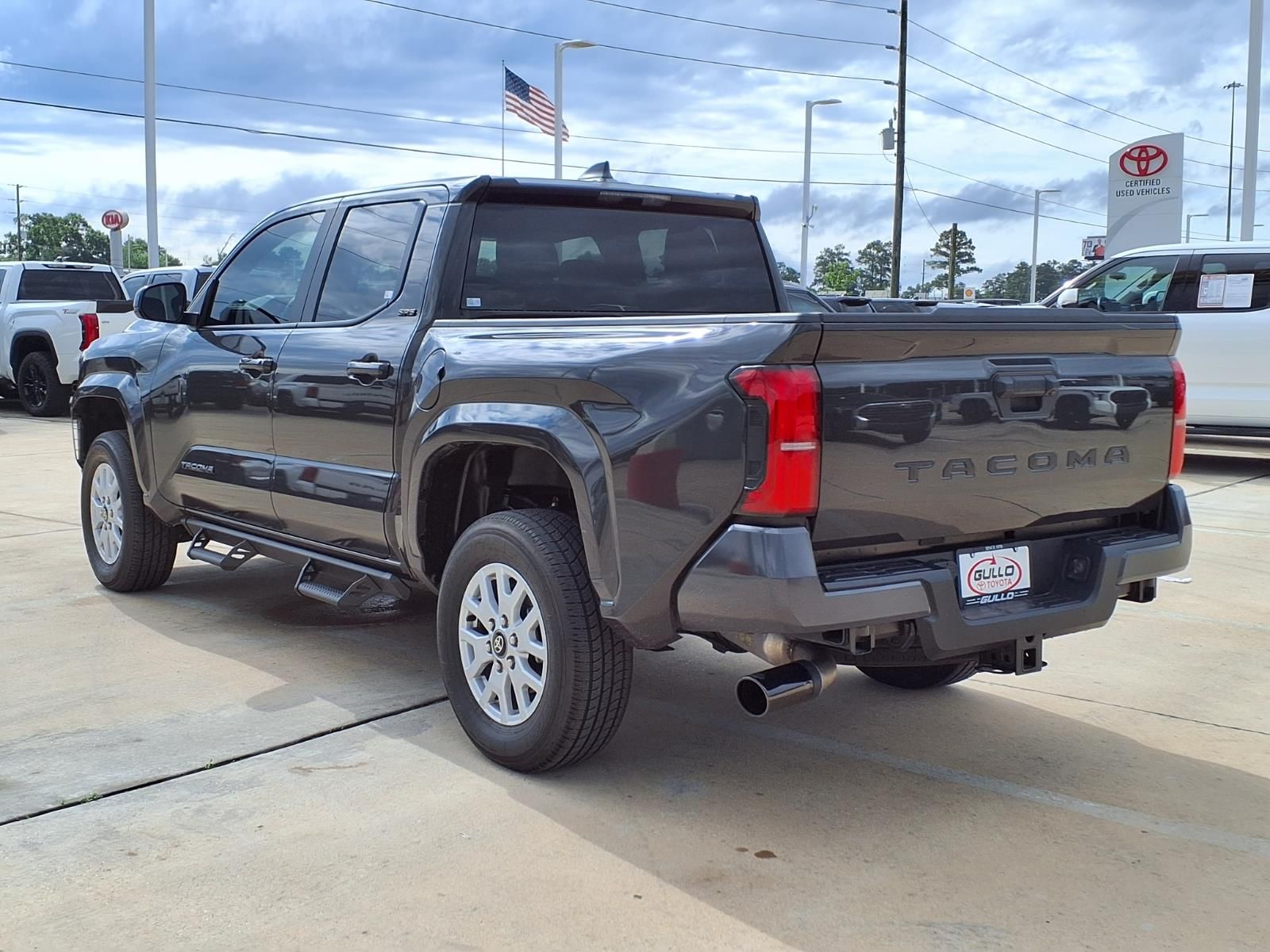 2026 Toyota Tacoma SR5 - 1