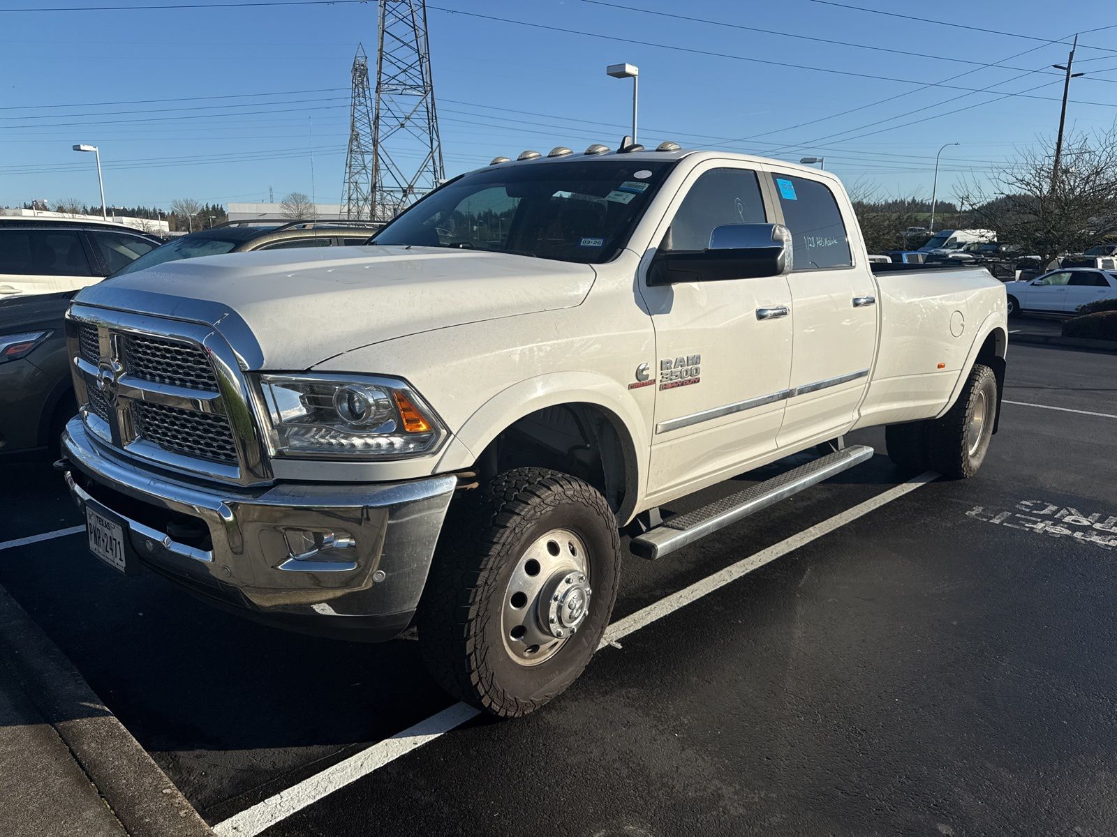 2018 RAM 3500 Laramie Crew Cab LB DRW 4WD